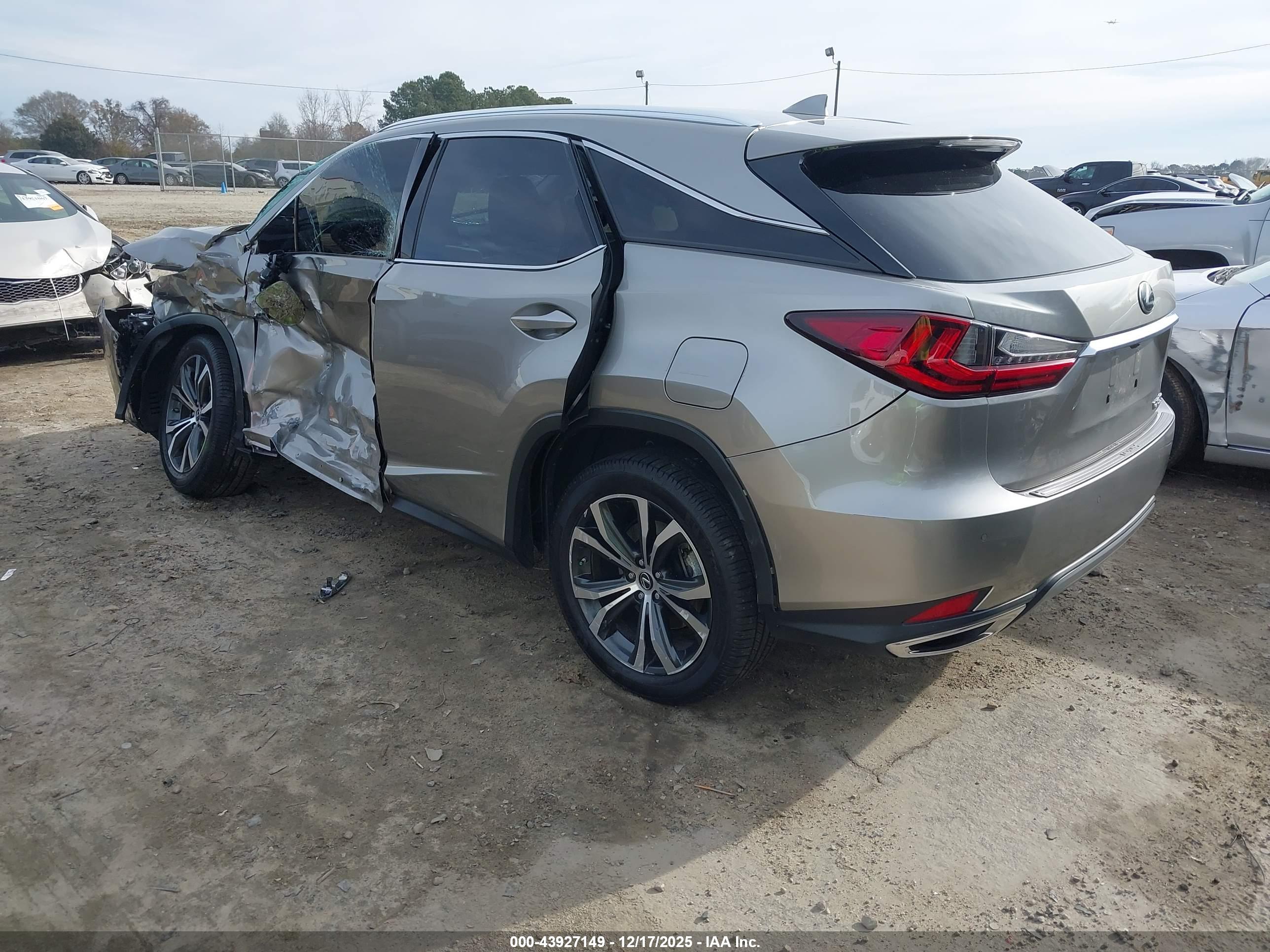 LEXUS RX image 3
