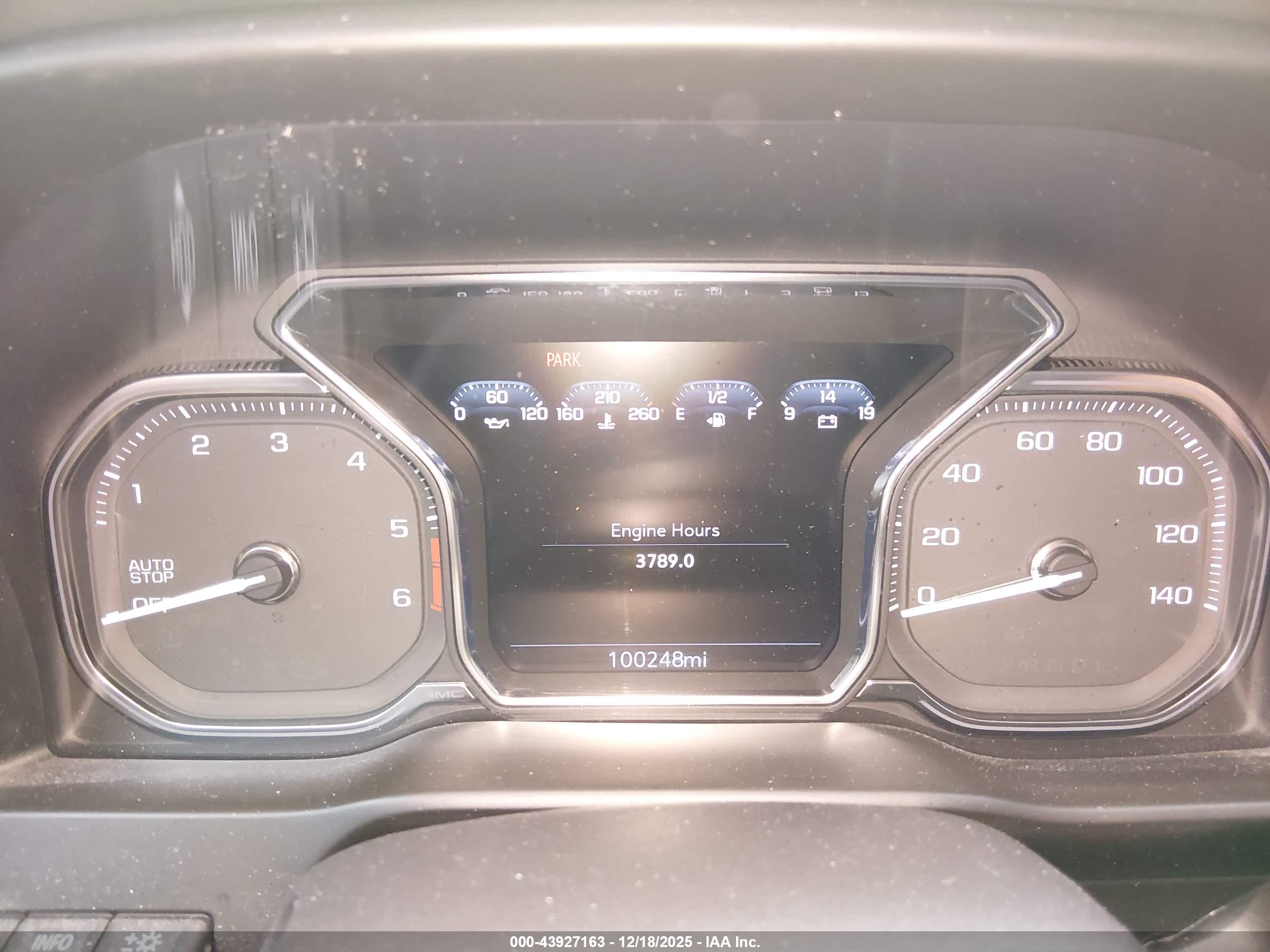 GMC SIERRA image 7