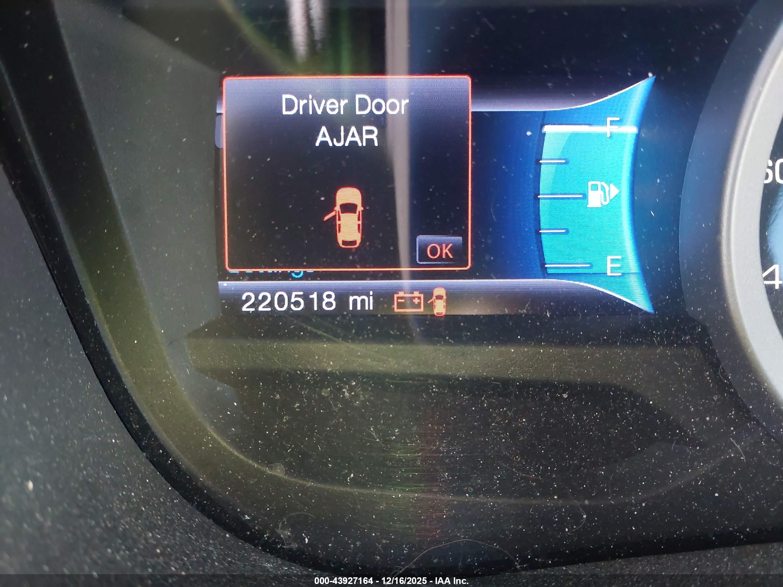 FORD EXPLORER image 7