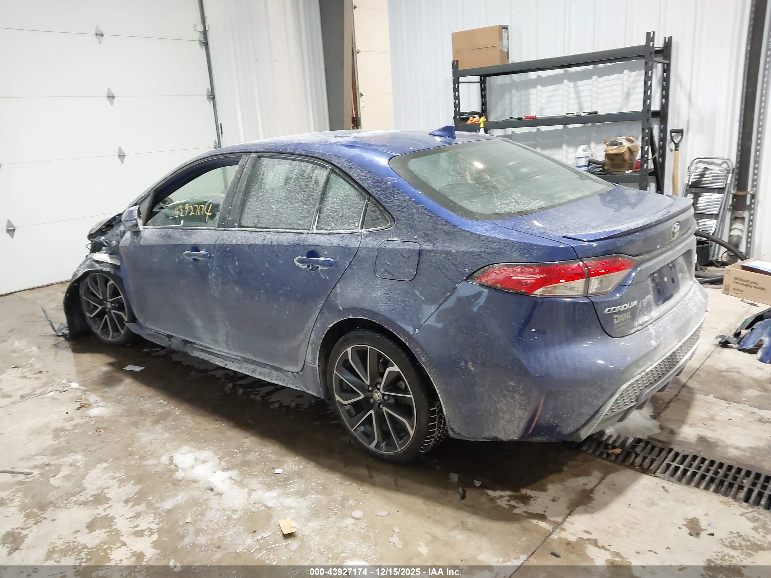 TOYOTA COROLLA image 3