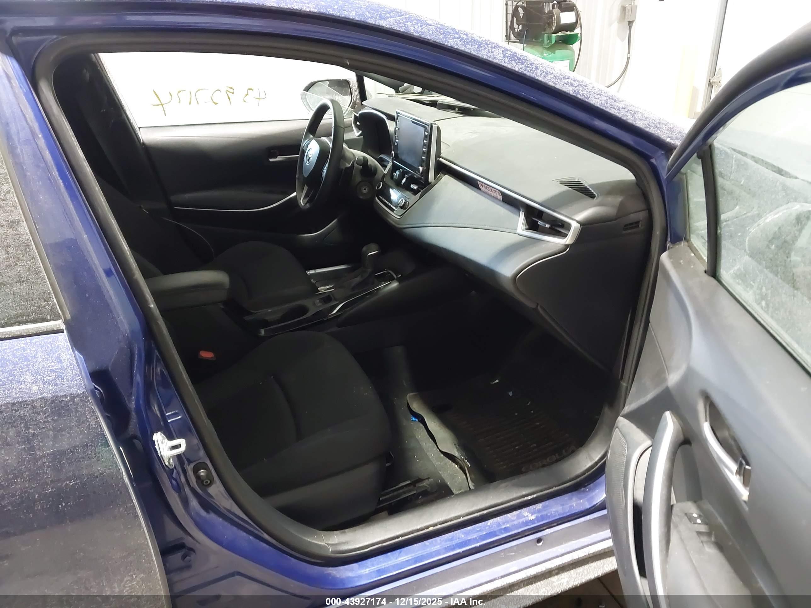TOYOTA COROLLA image 5