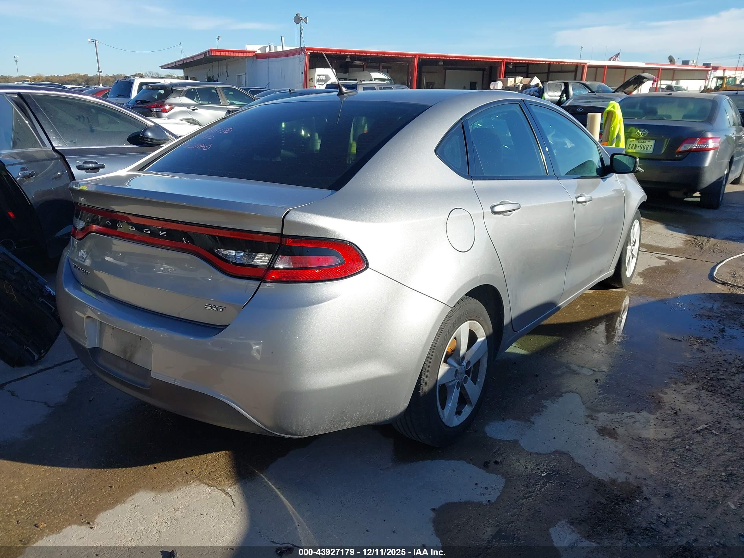DODGE DART image 4