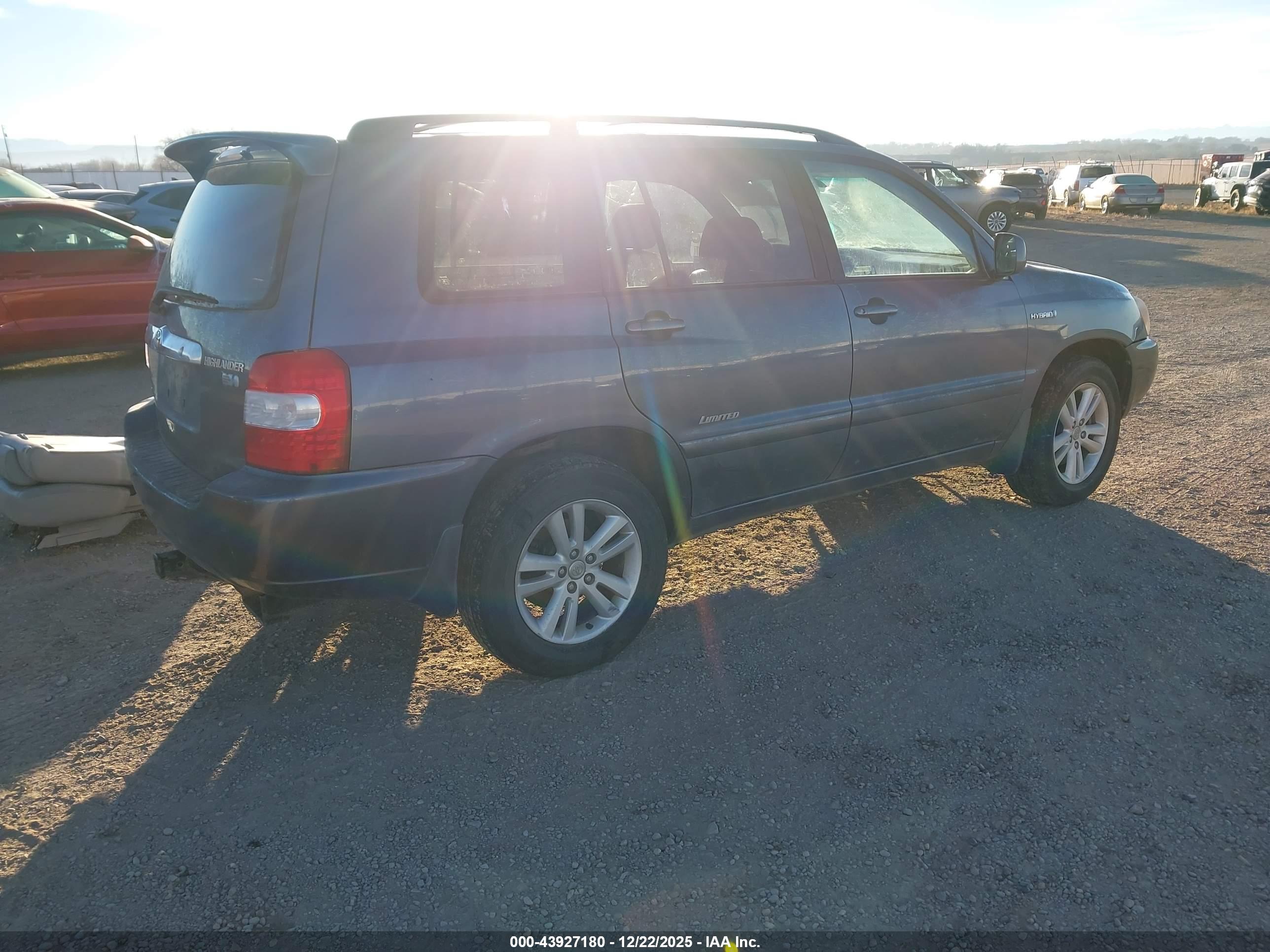 TOYOTA HIGHLANDER image 4