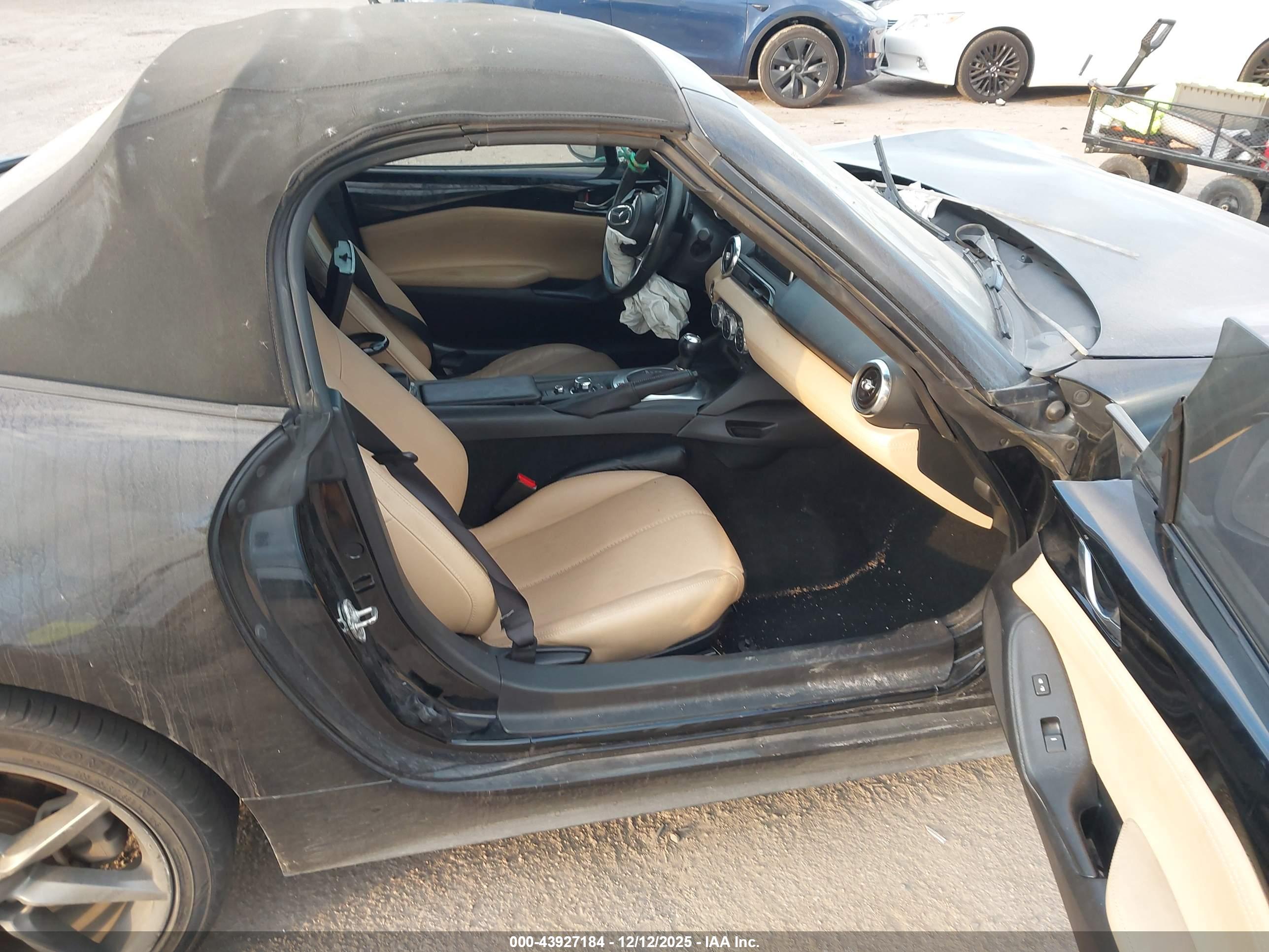 MAZDA MX-5 image 5