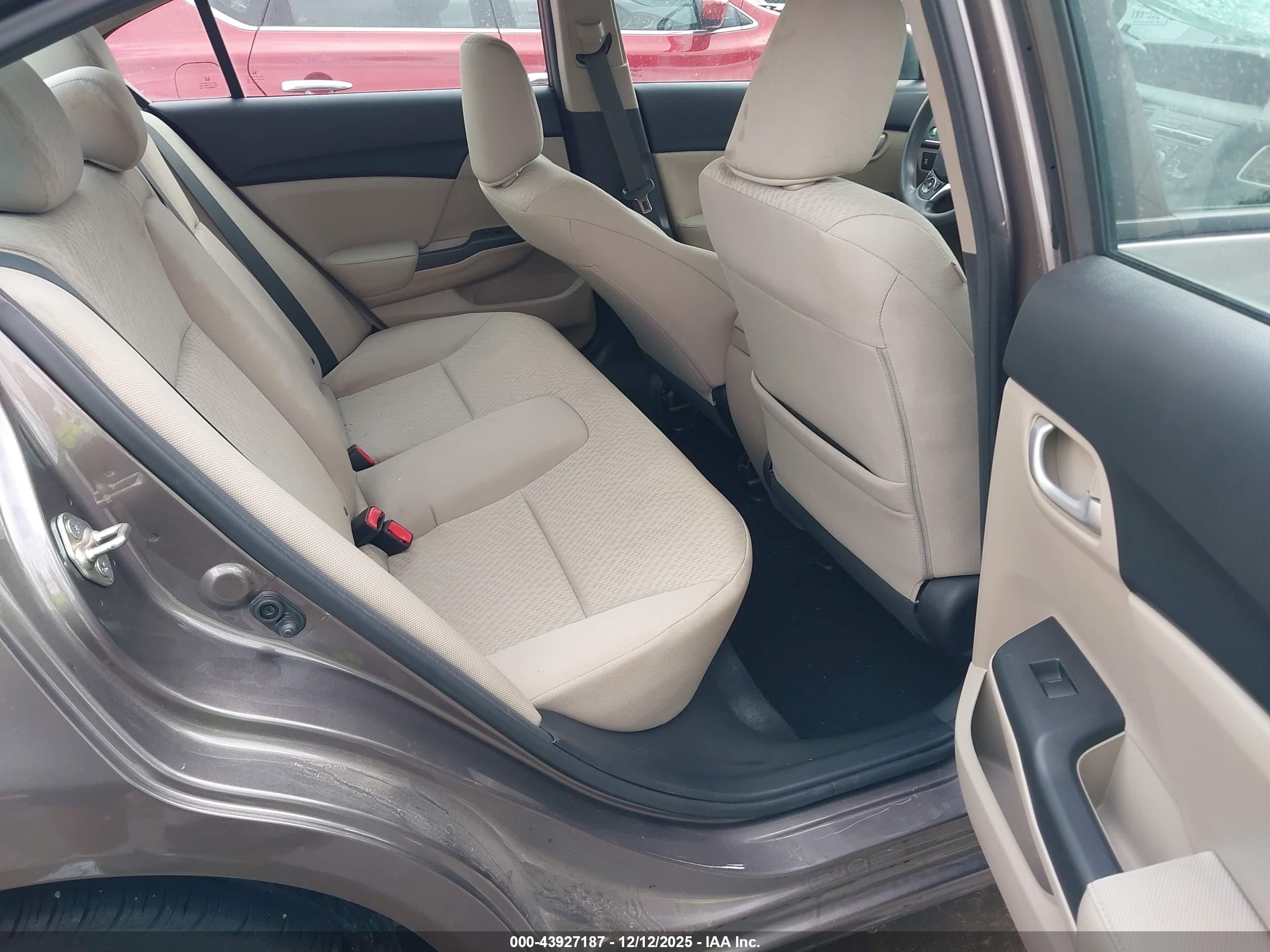 HONDA CIVIC image 8
