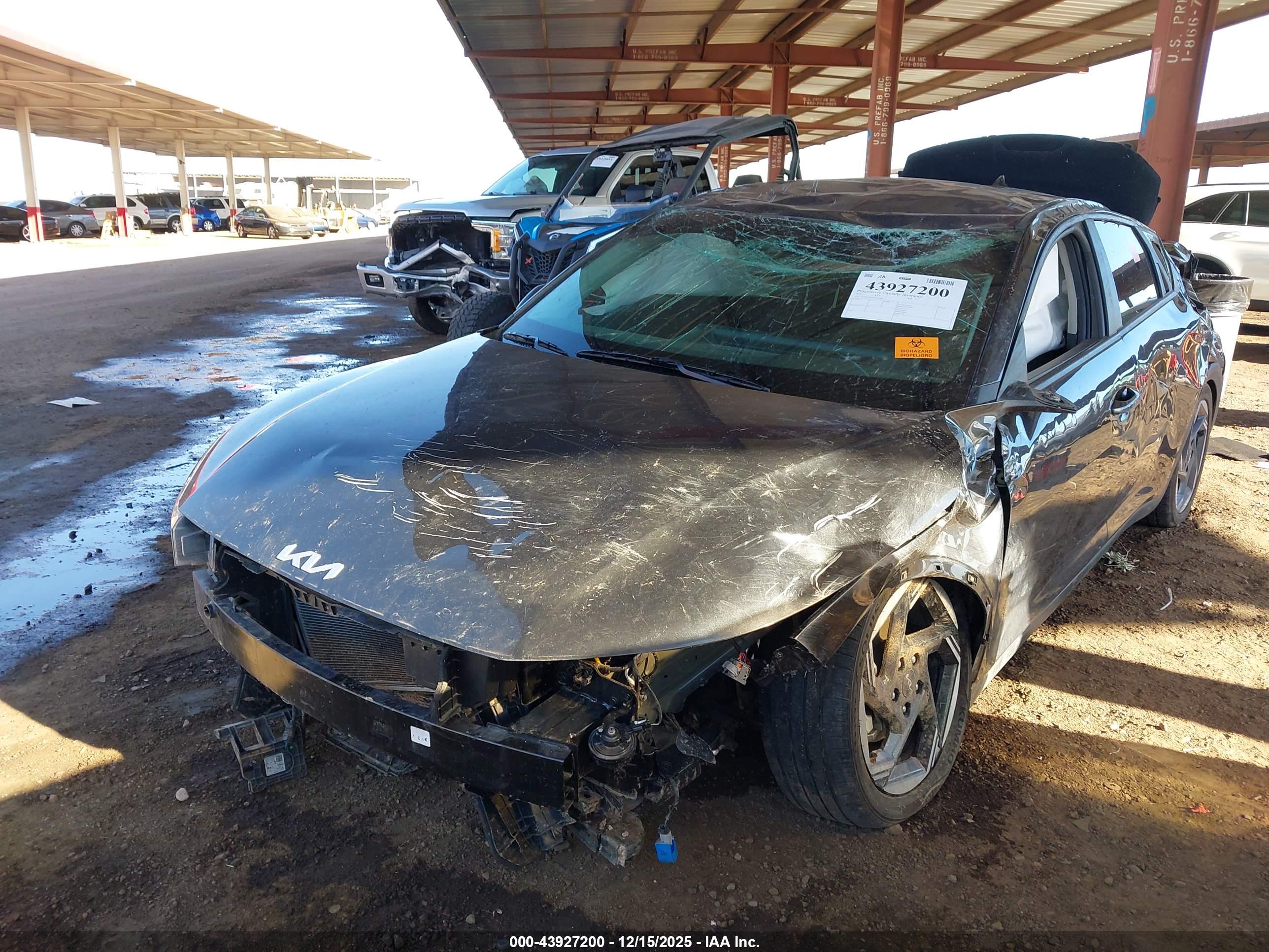 KIA K4 image 2