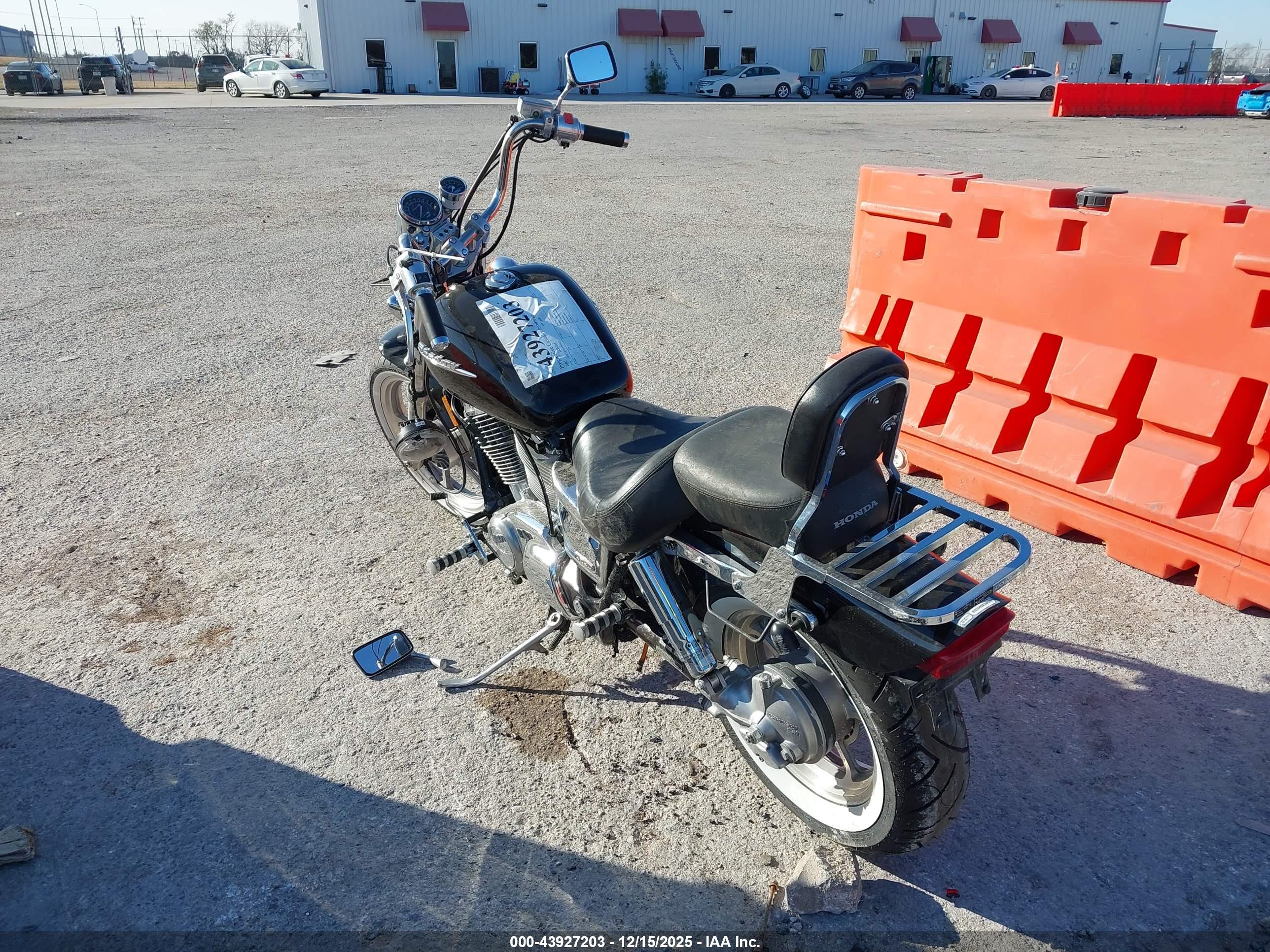 HONDA VT1100 image 3