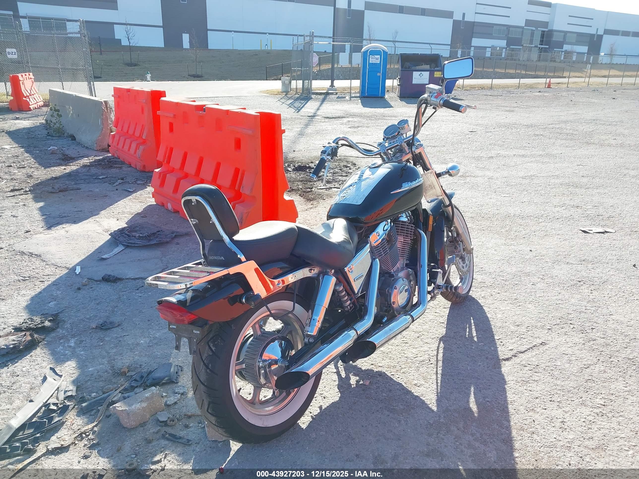 HONDA VT1100 image 4