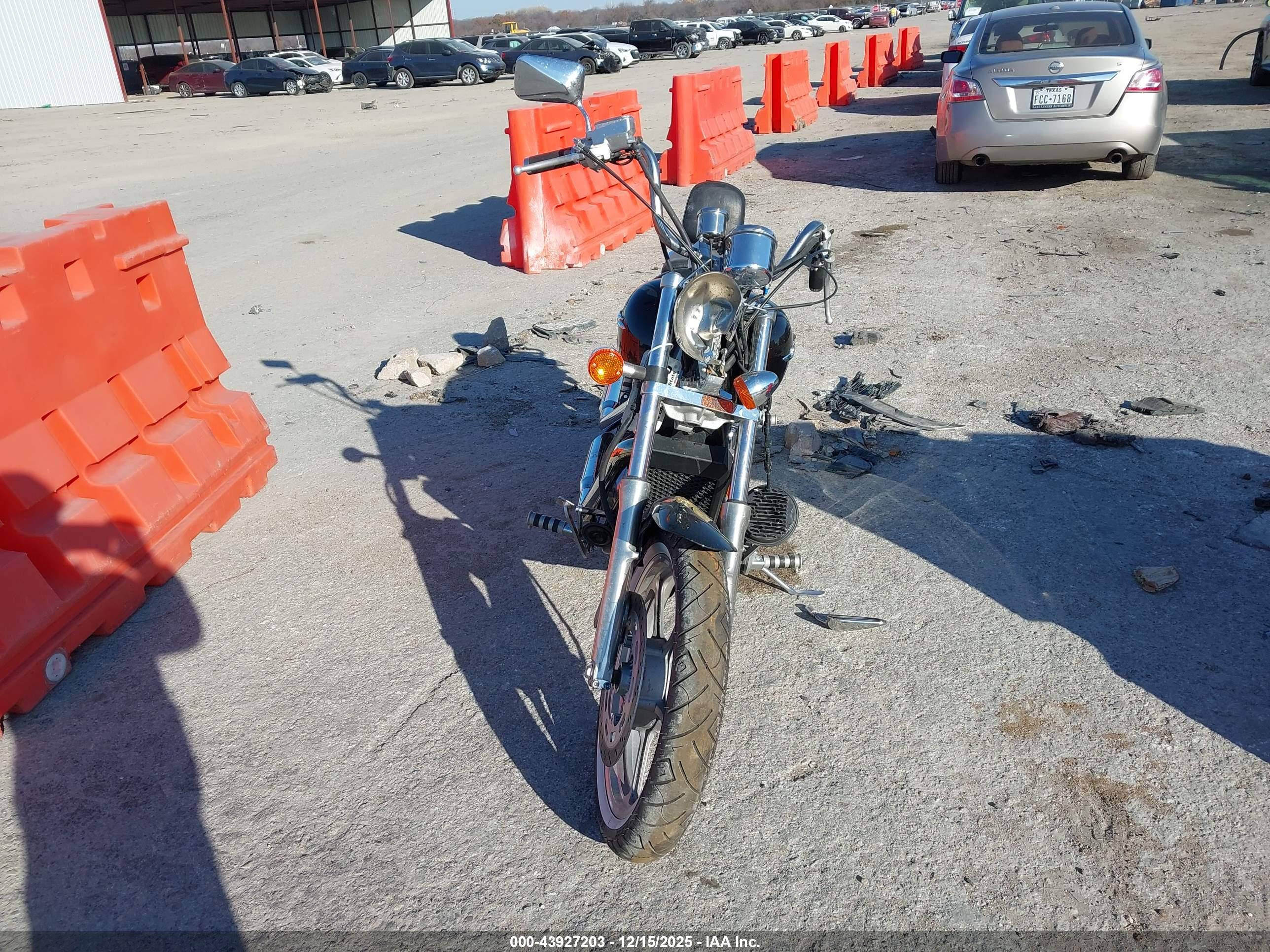 HONDA VT1100 image 5