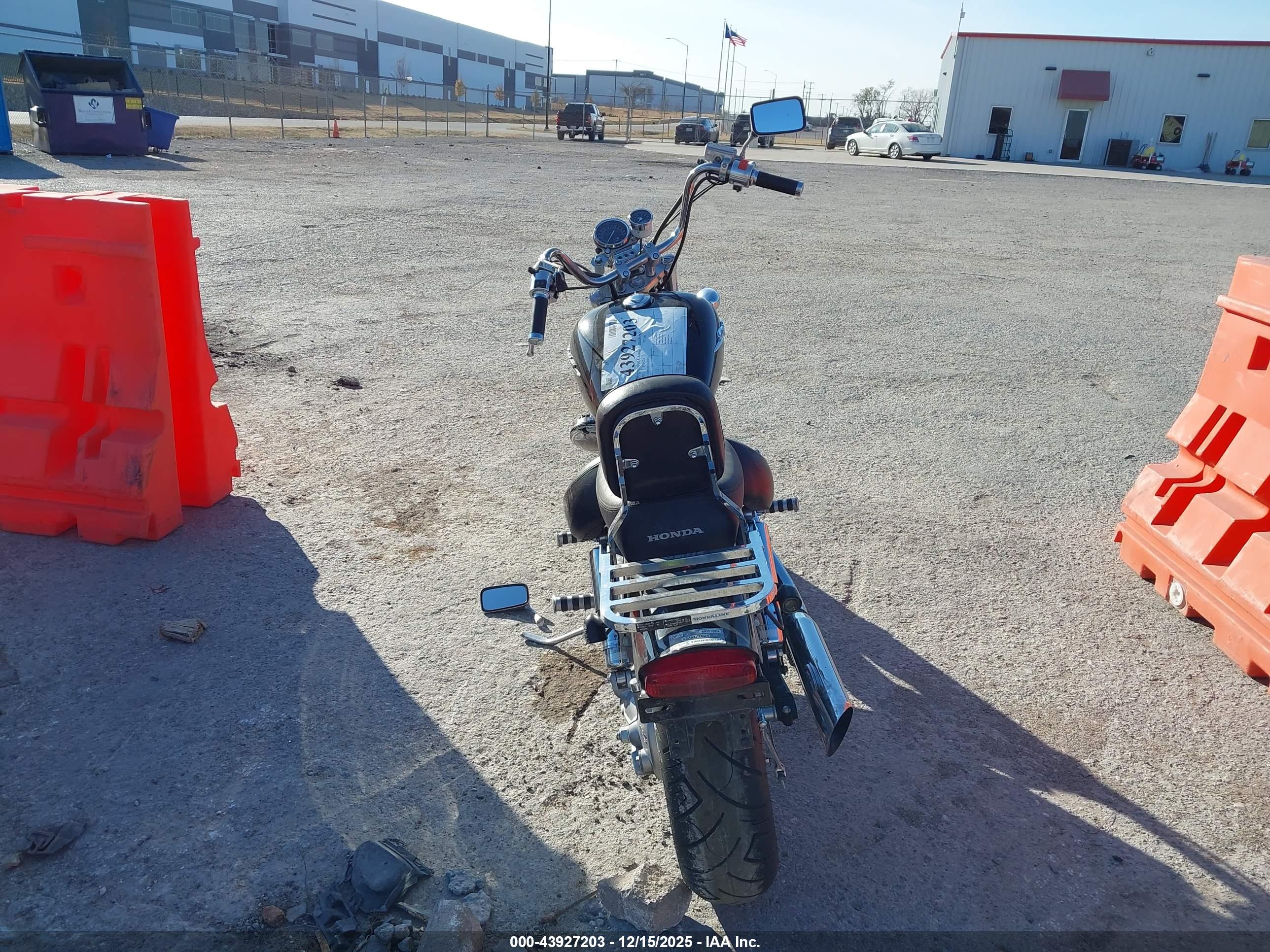 HONDA VT1100 image 6