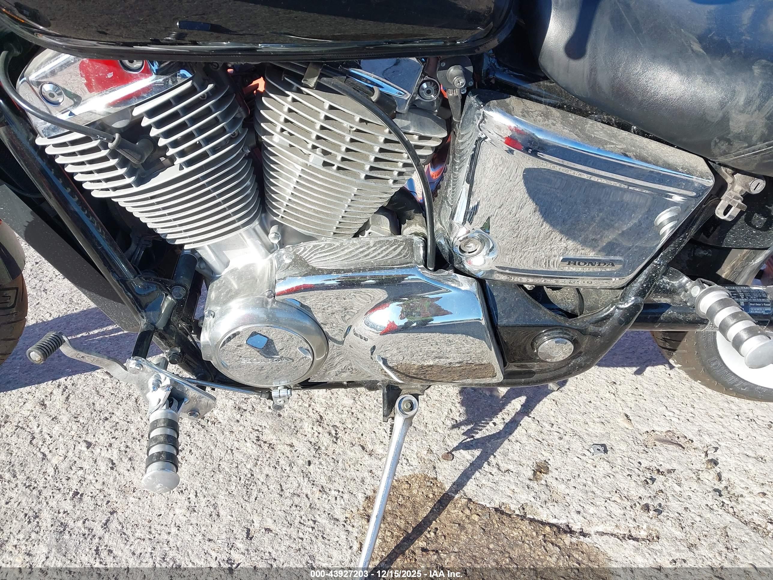 HONDA VT1100 image 9