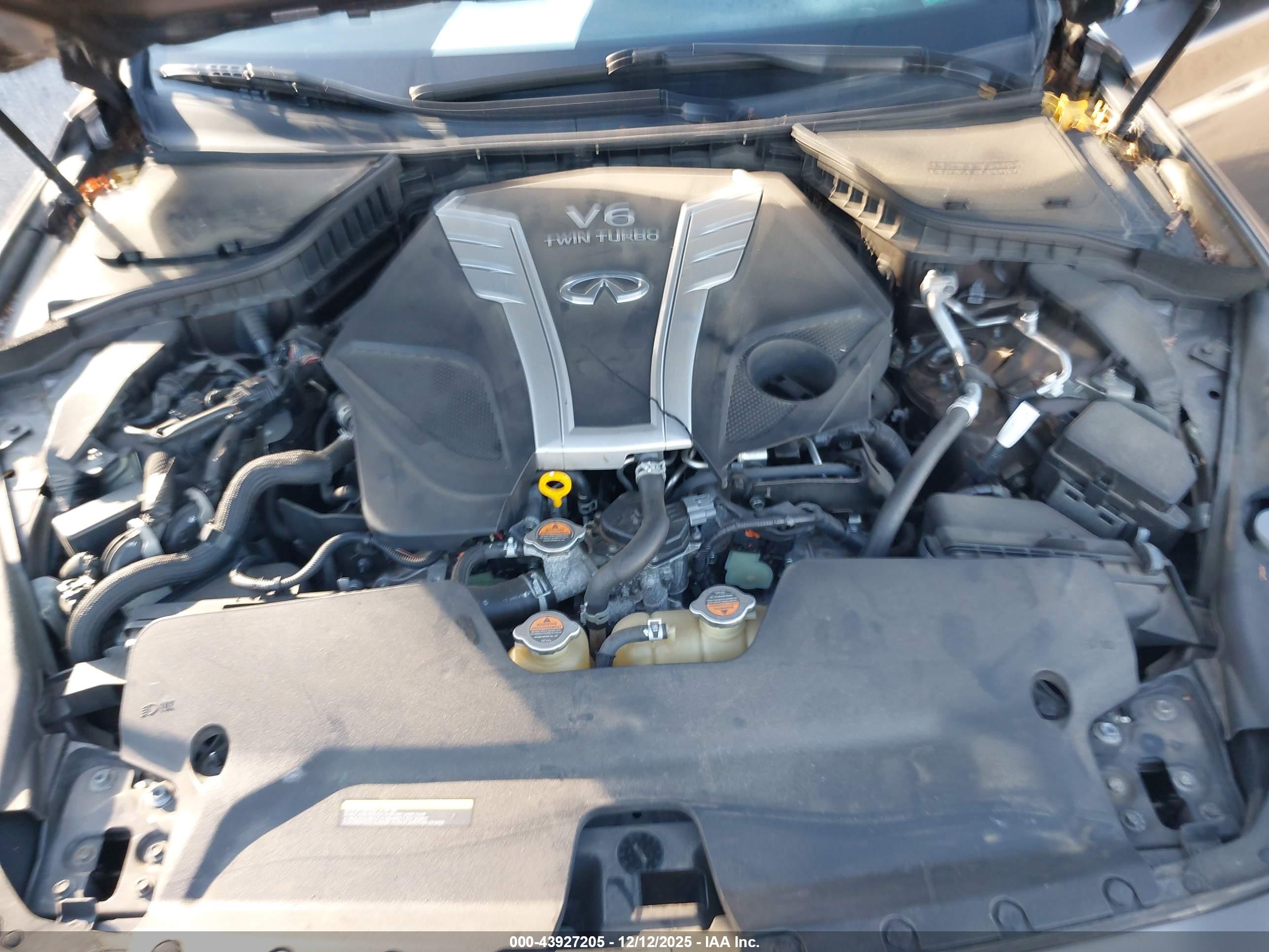 INFINITI Q50 image 10