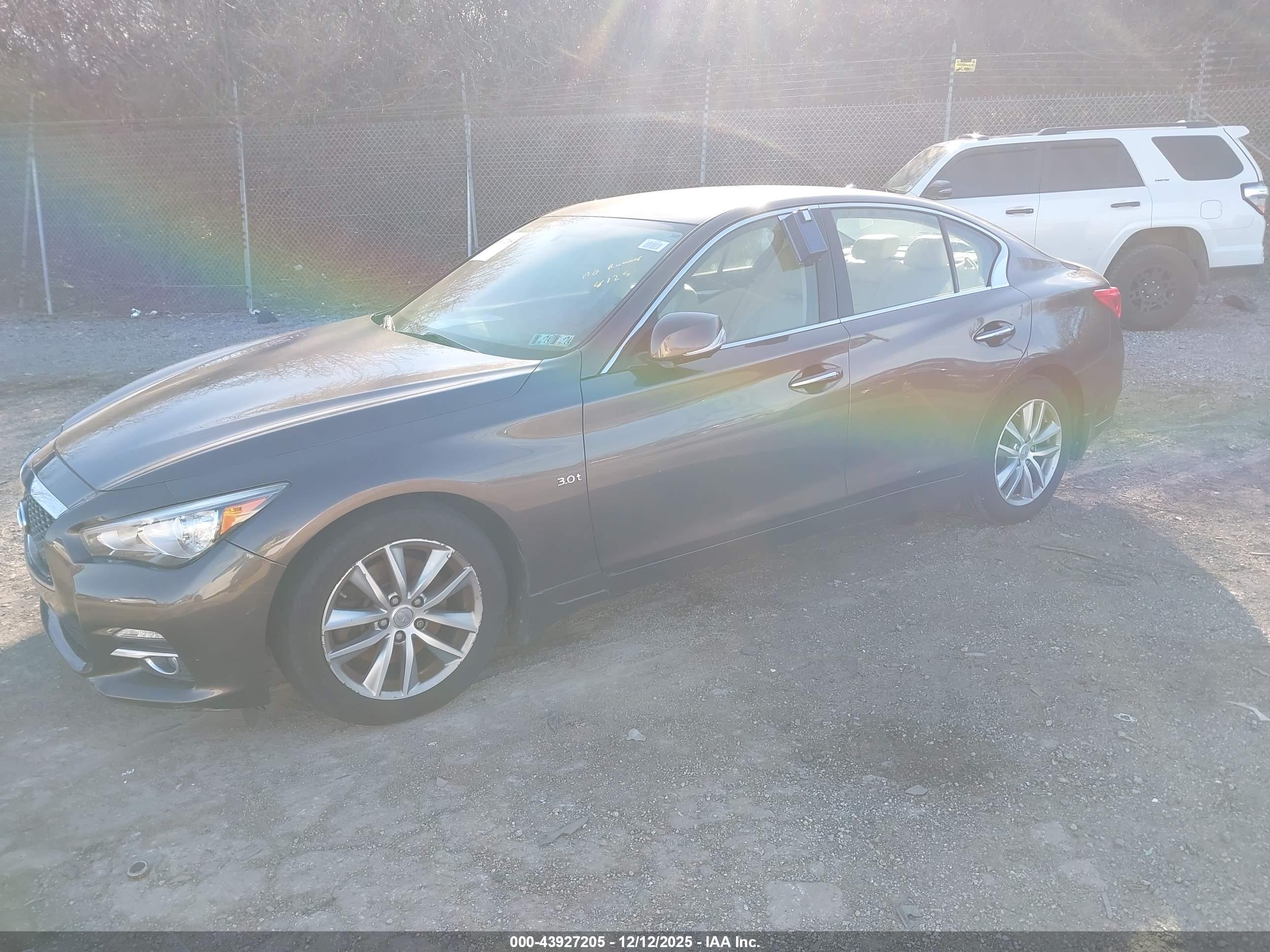 INFINITI Q50 image 2
