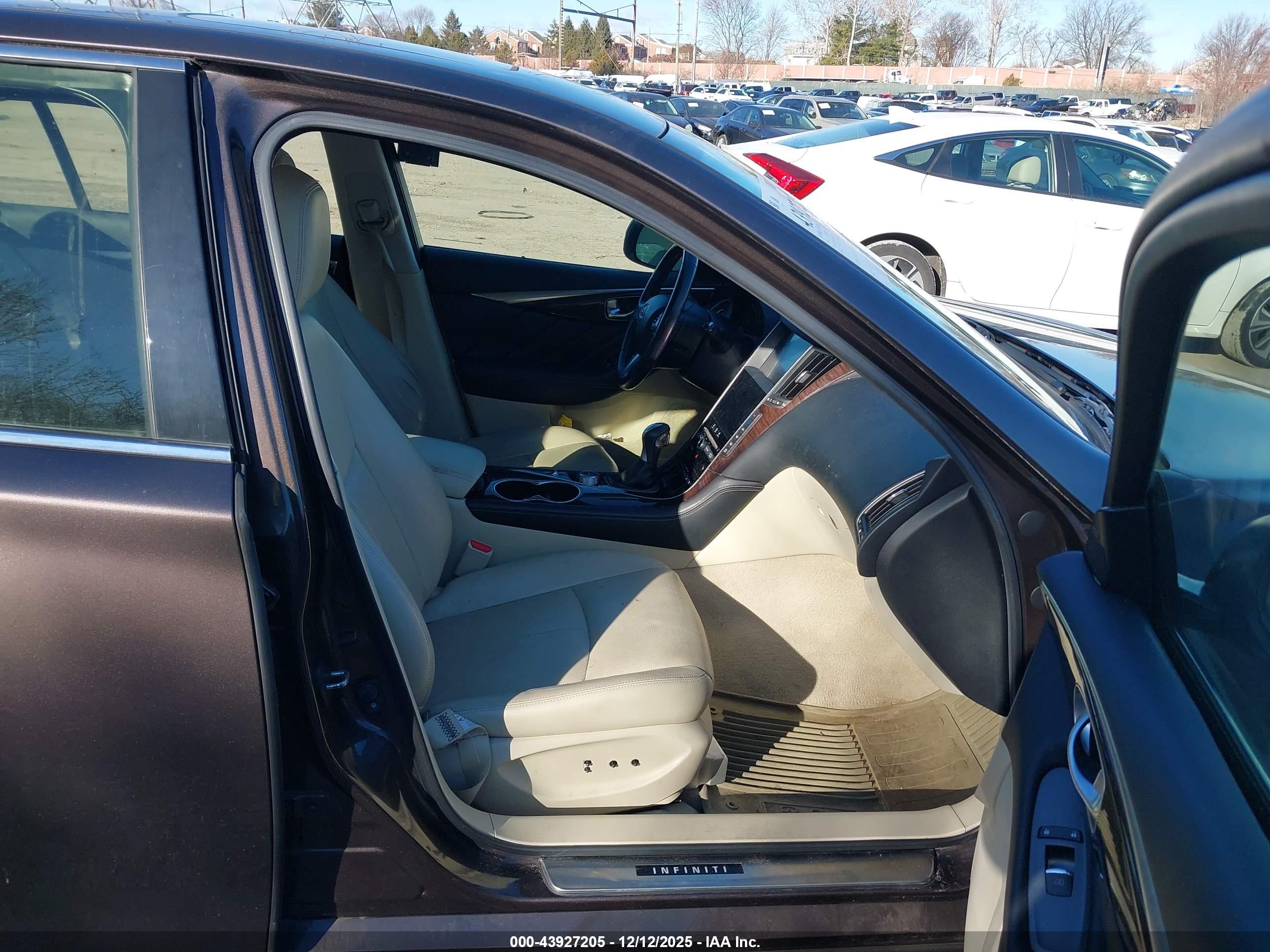 INFINITI Q50 image 5