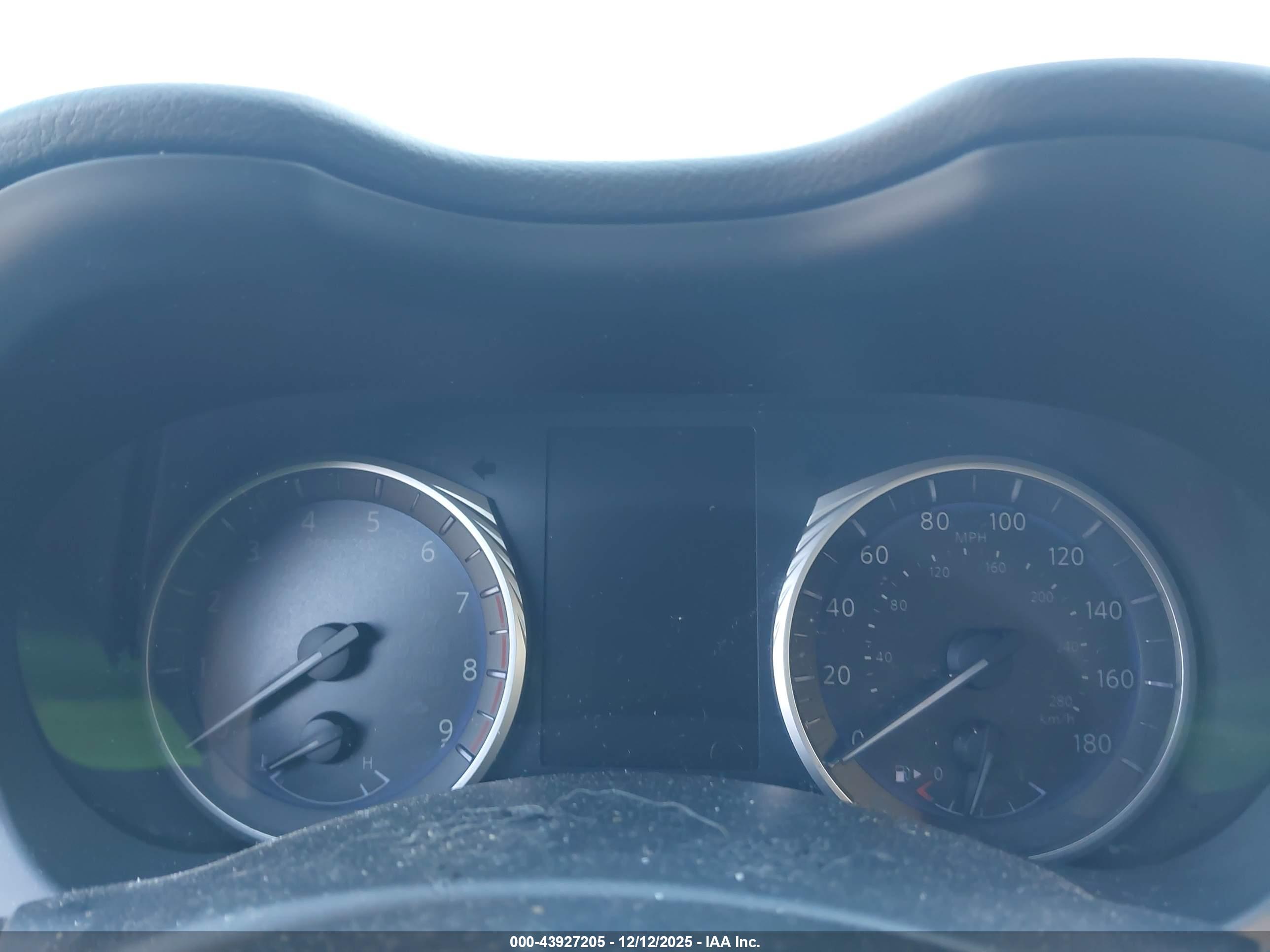 INFINITI Q50 image 7