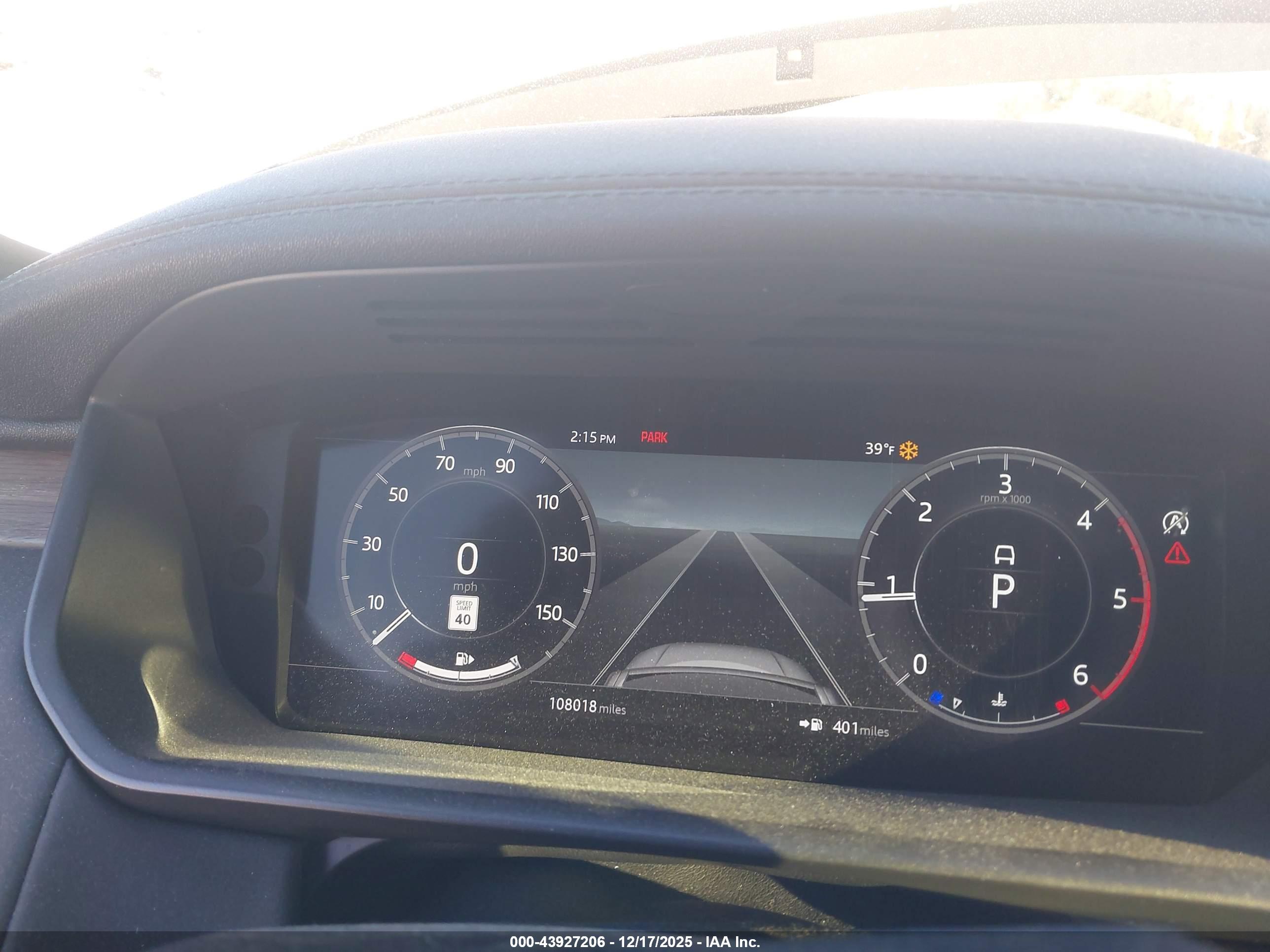 LAND ROVER image 7