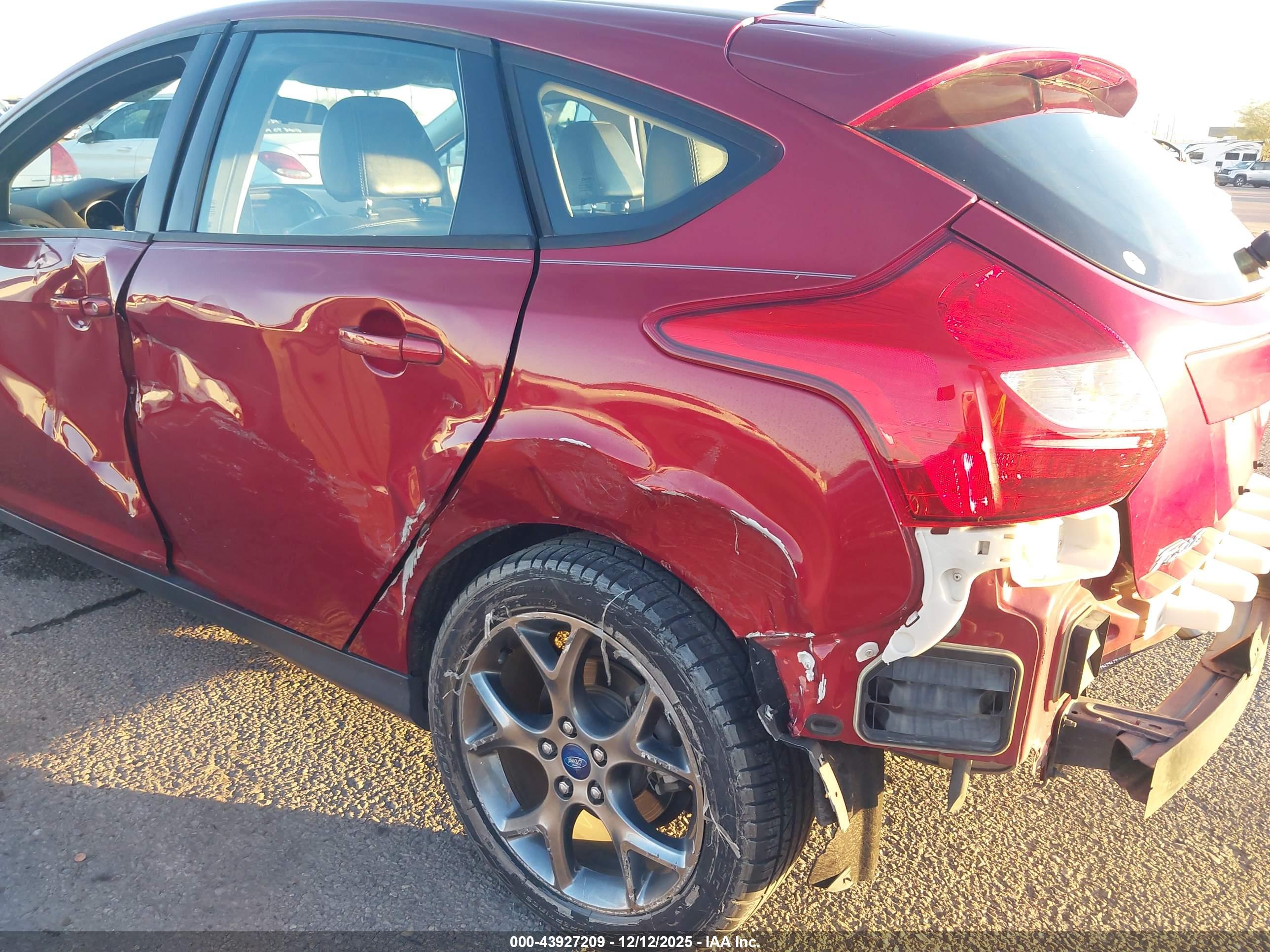 FORD FOCUS image 6