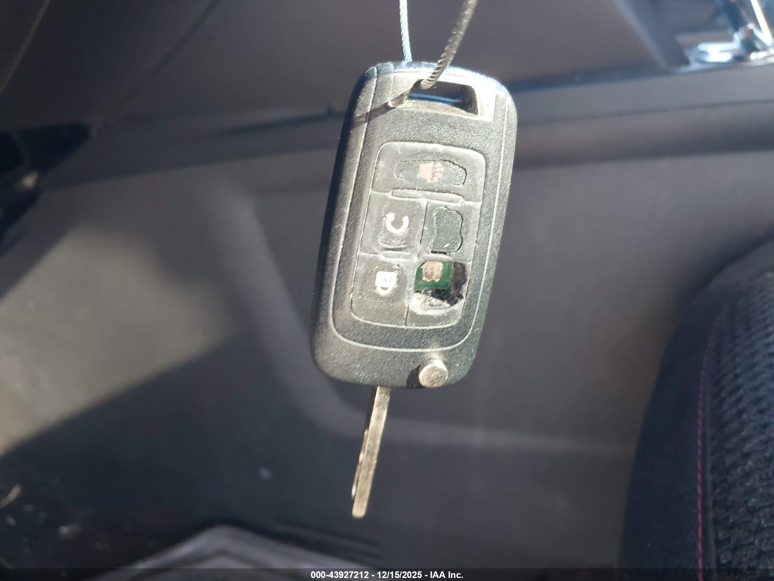 CHEVROLET EQUINOX image 11