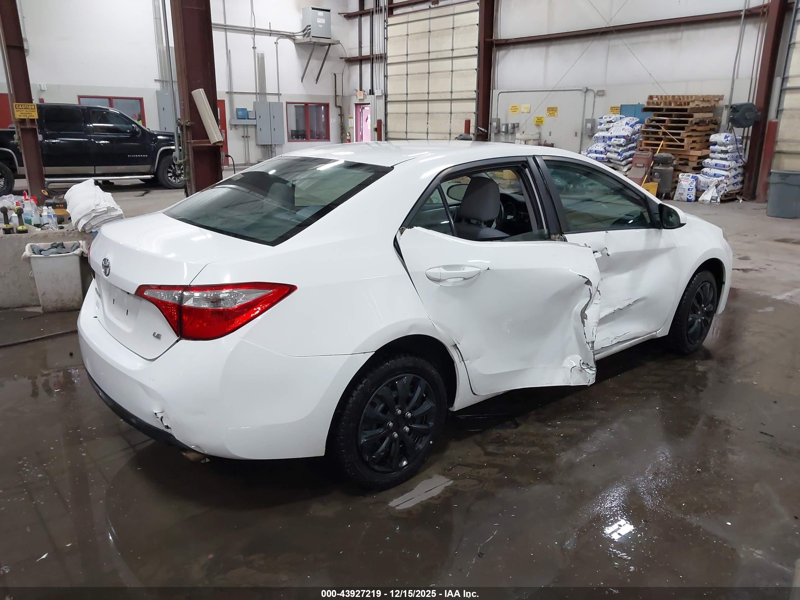 TOYOTA COROLLA image 4