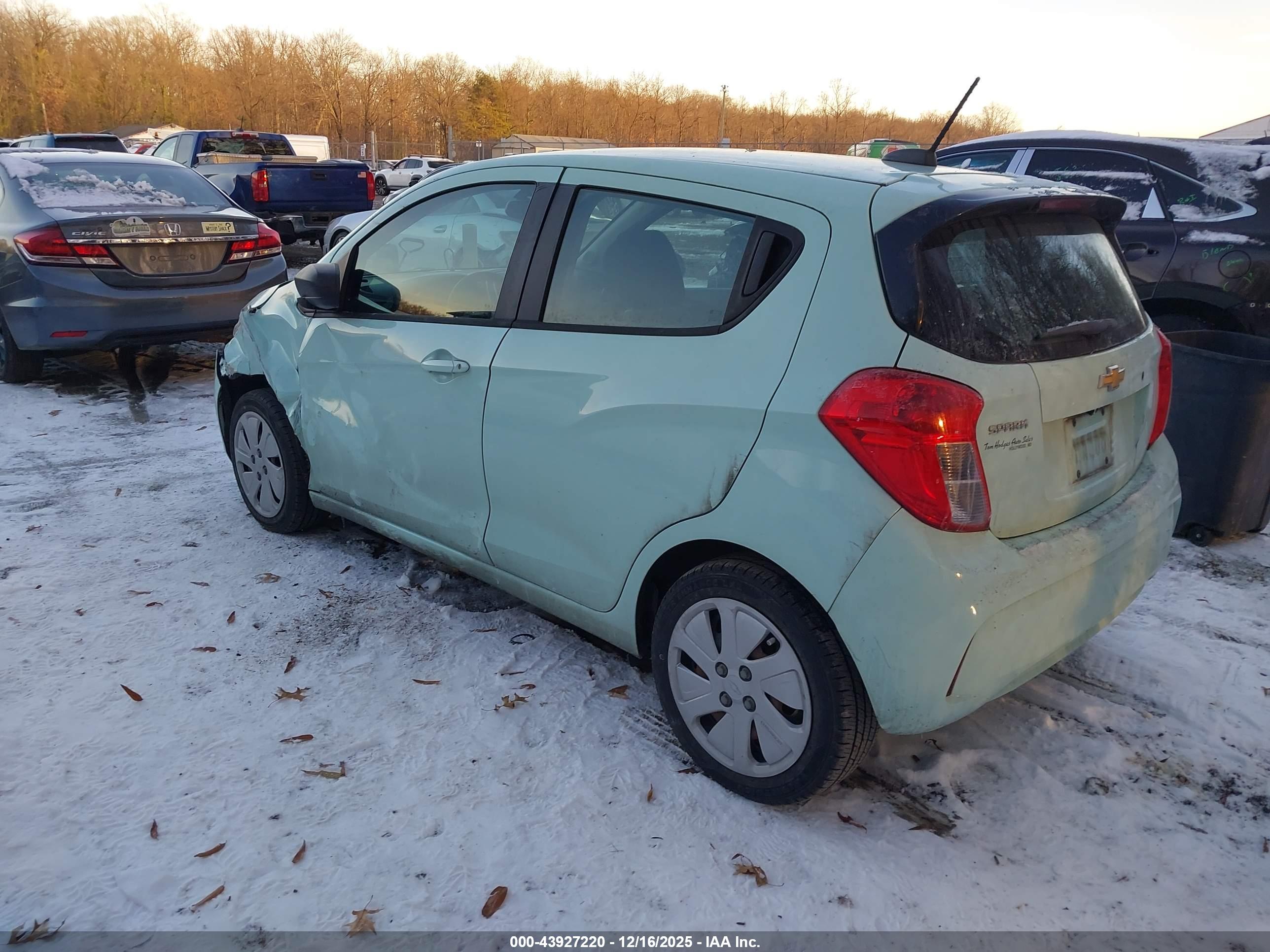 CHEVROLET SPARK image 3