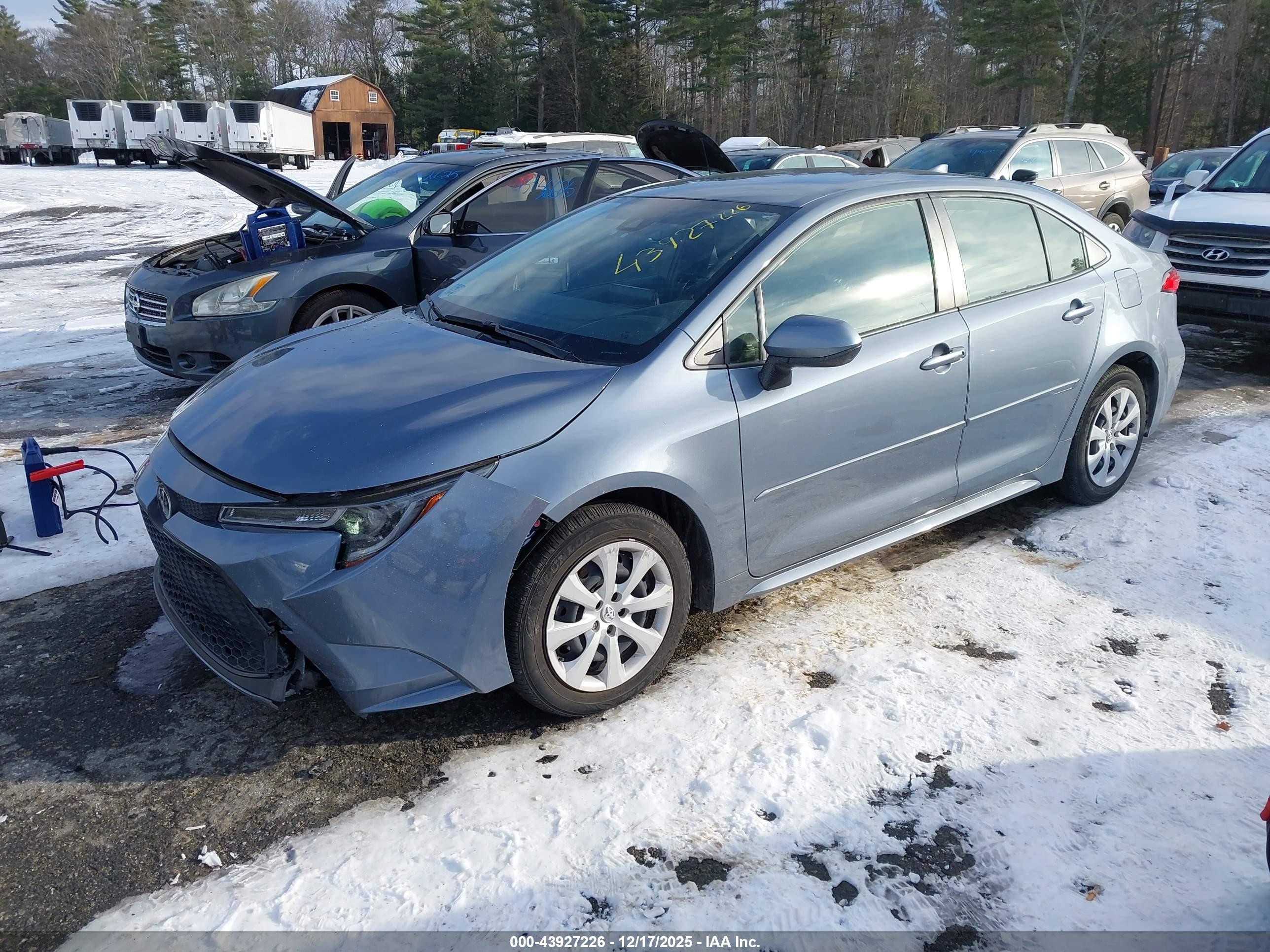 TOYOTA COROLLA image 2