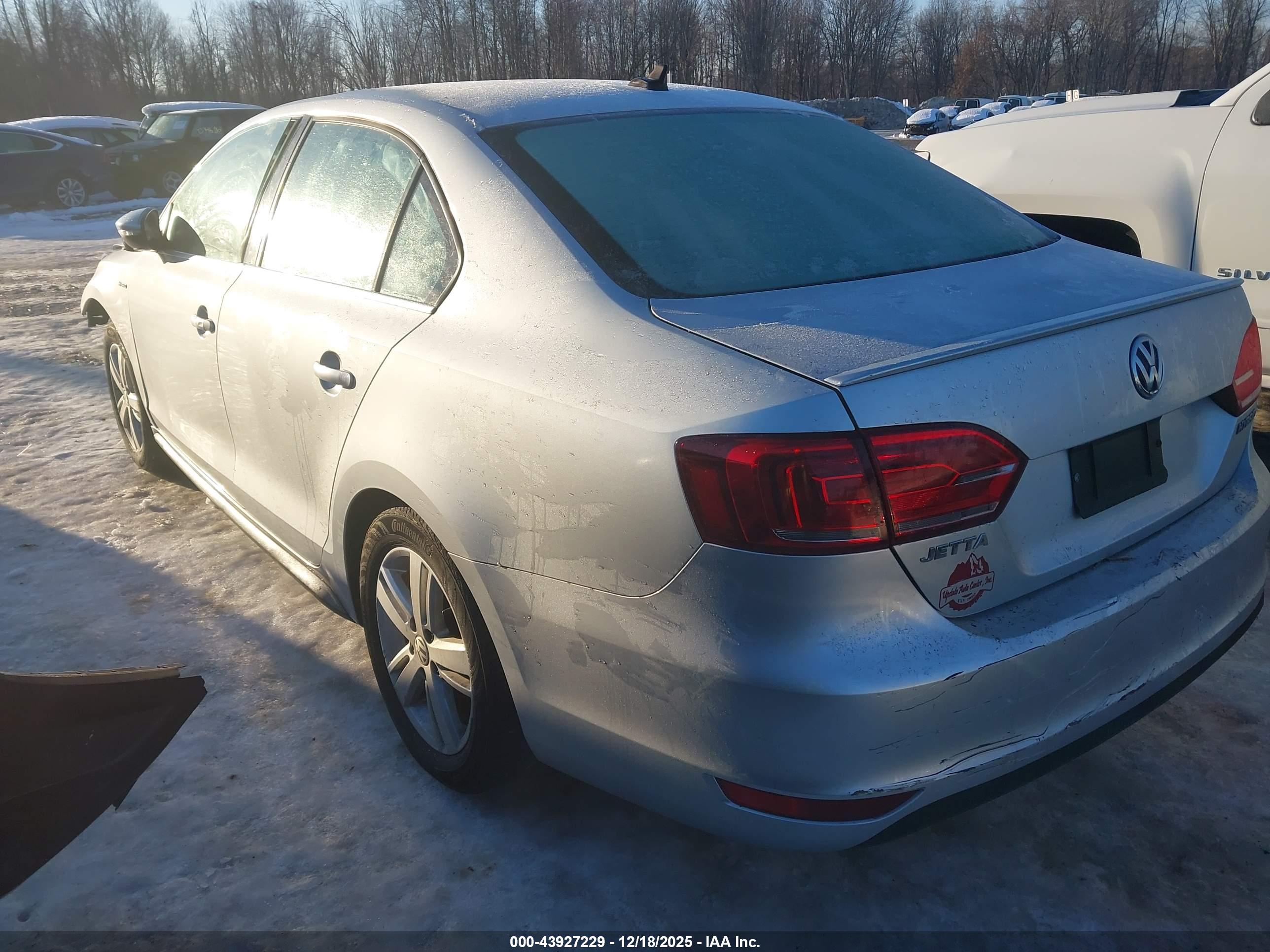 VOLKSWAGEN JETTA image 3