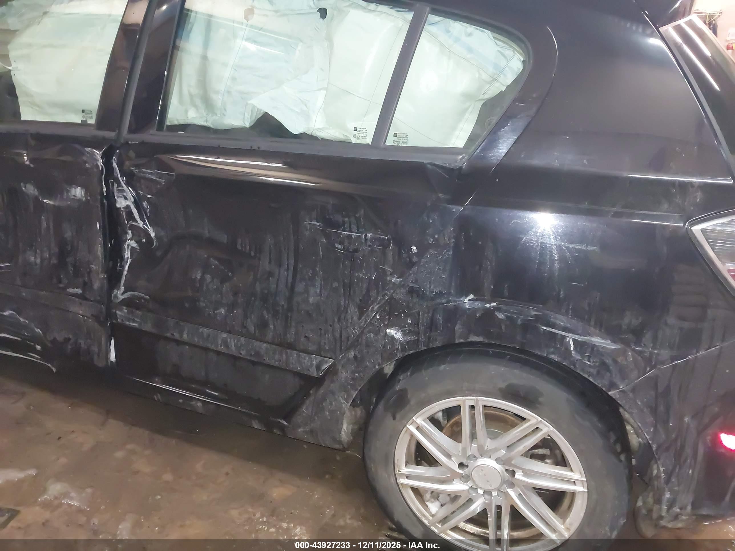 SATURN ASTRA image 6