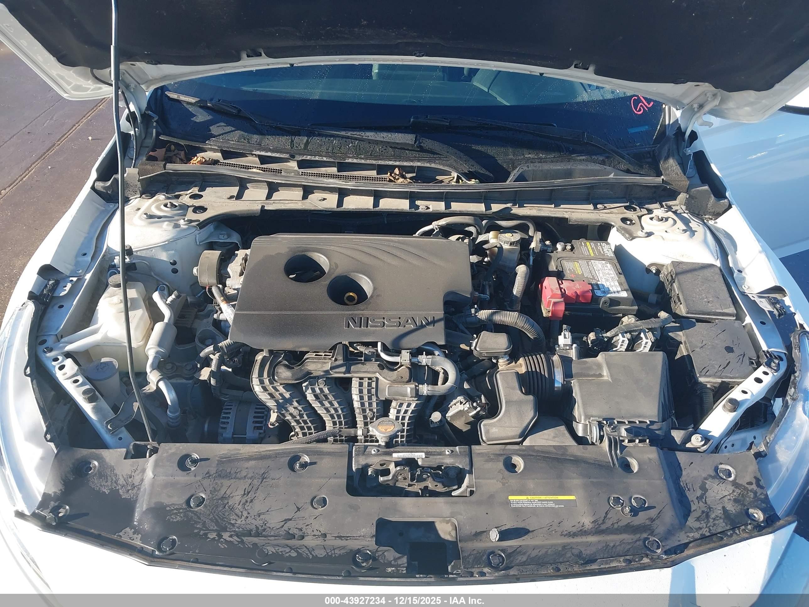 NISSAN ALTIMA image 10