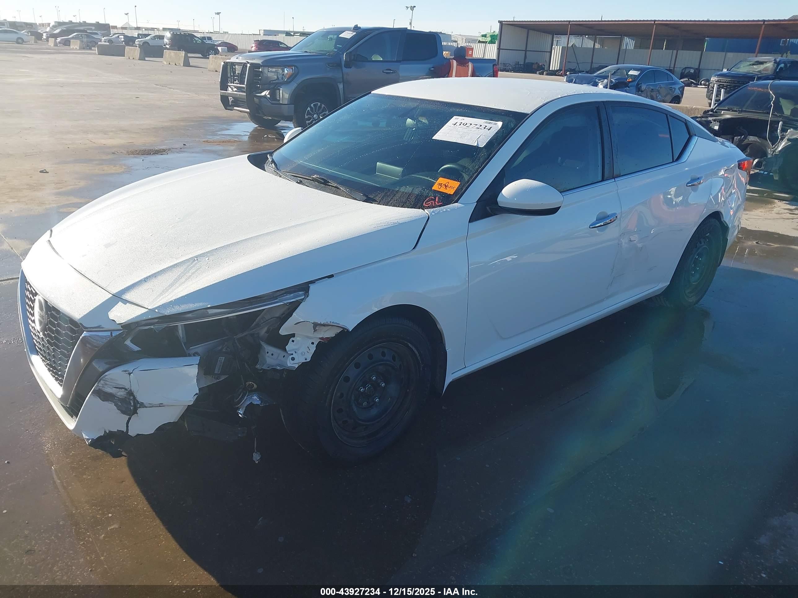 NISSAN ALTIMA image 6
