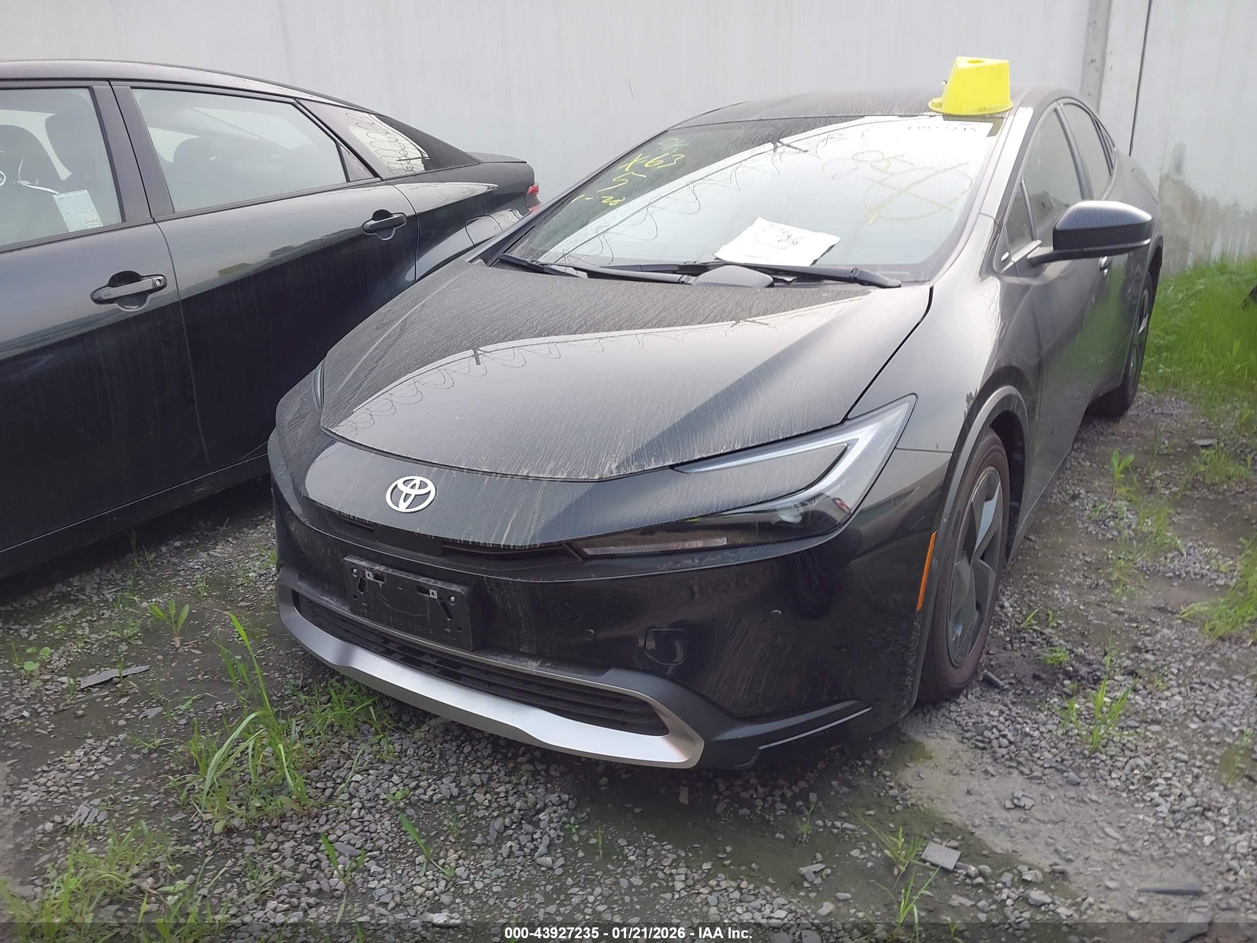TOYOTA PRIUS image 2