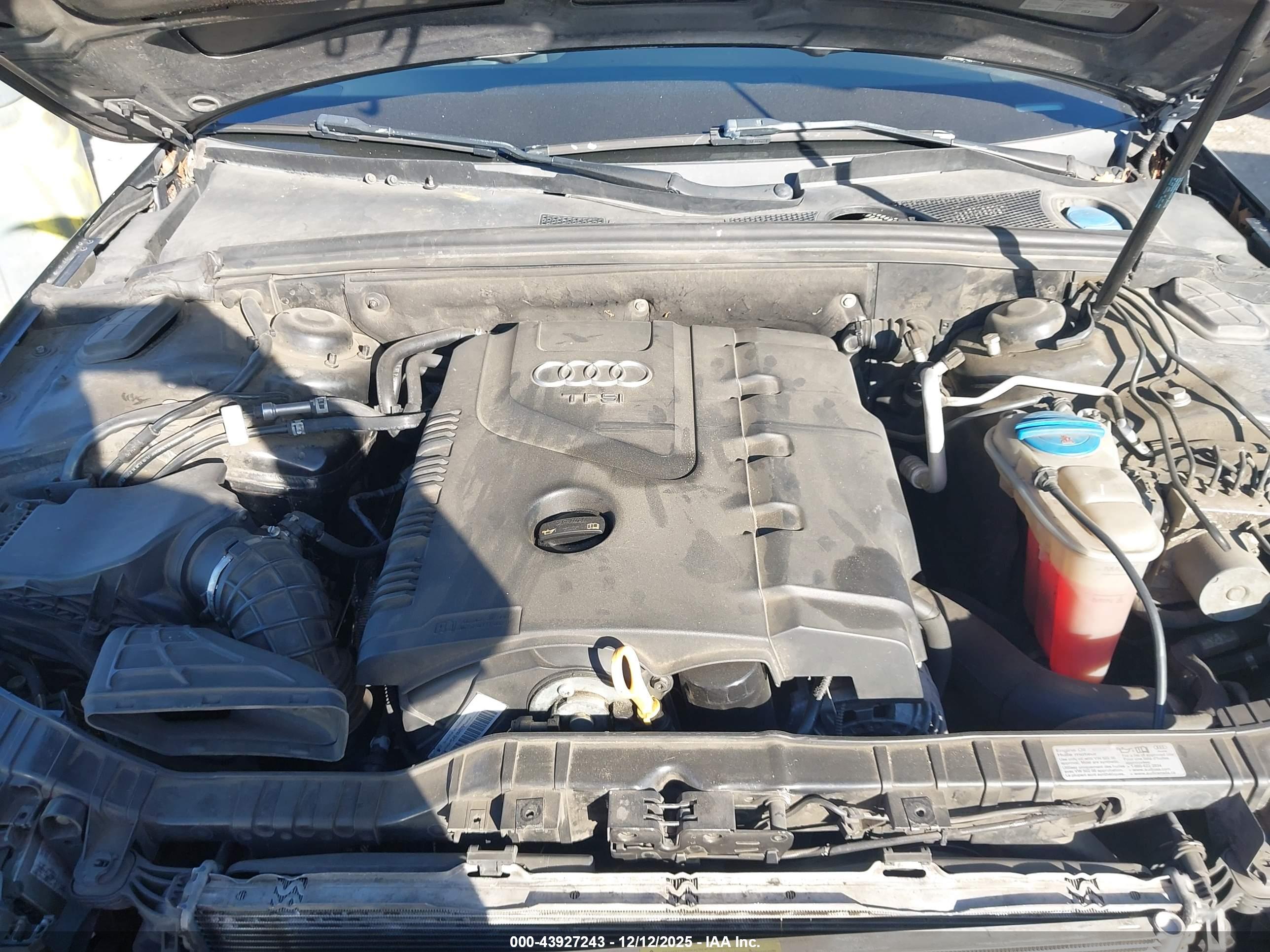 AUDI A4 image 10