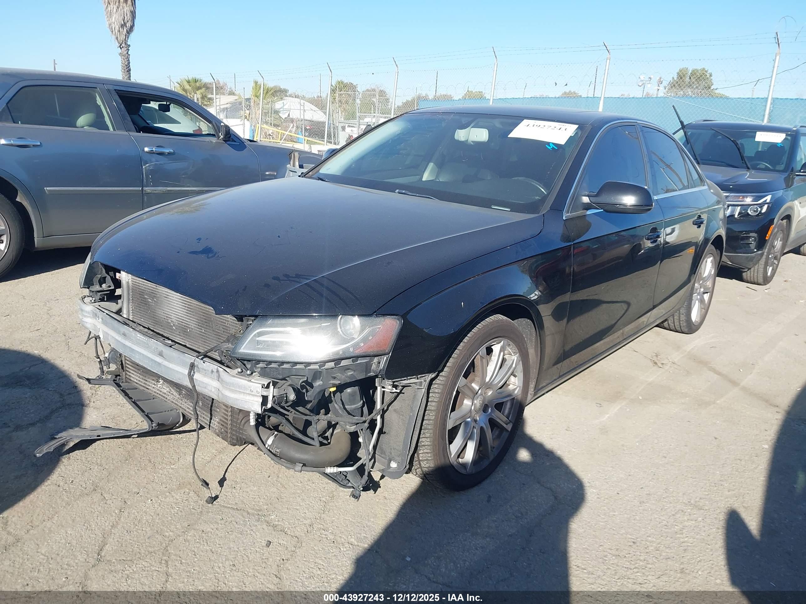 AUDI A4 image 2