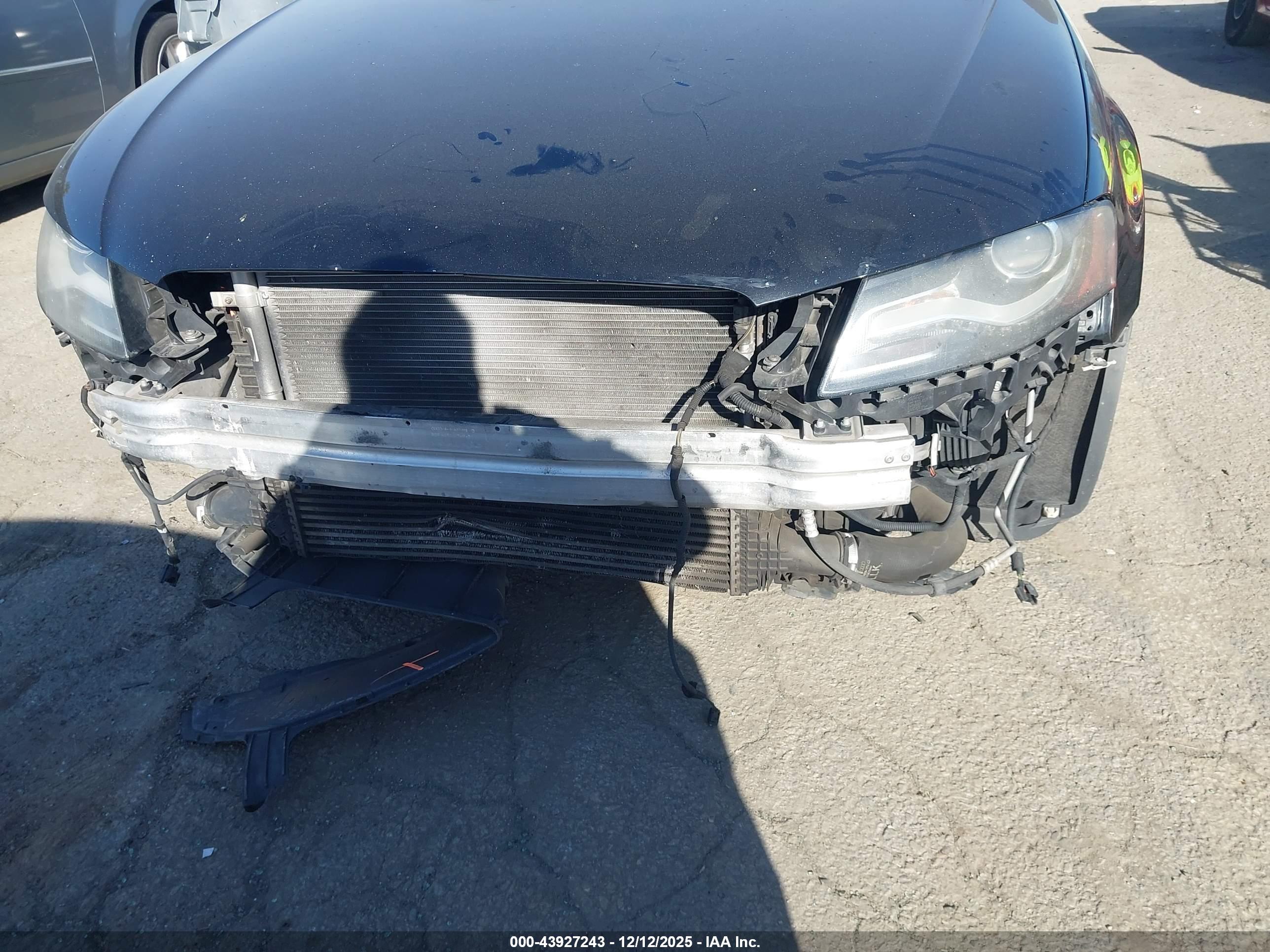 AUDI A4 image 6