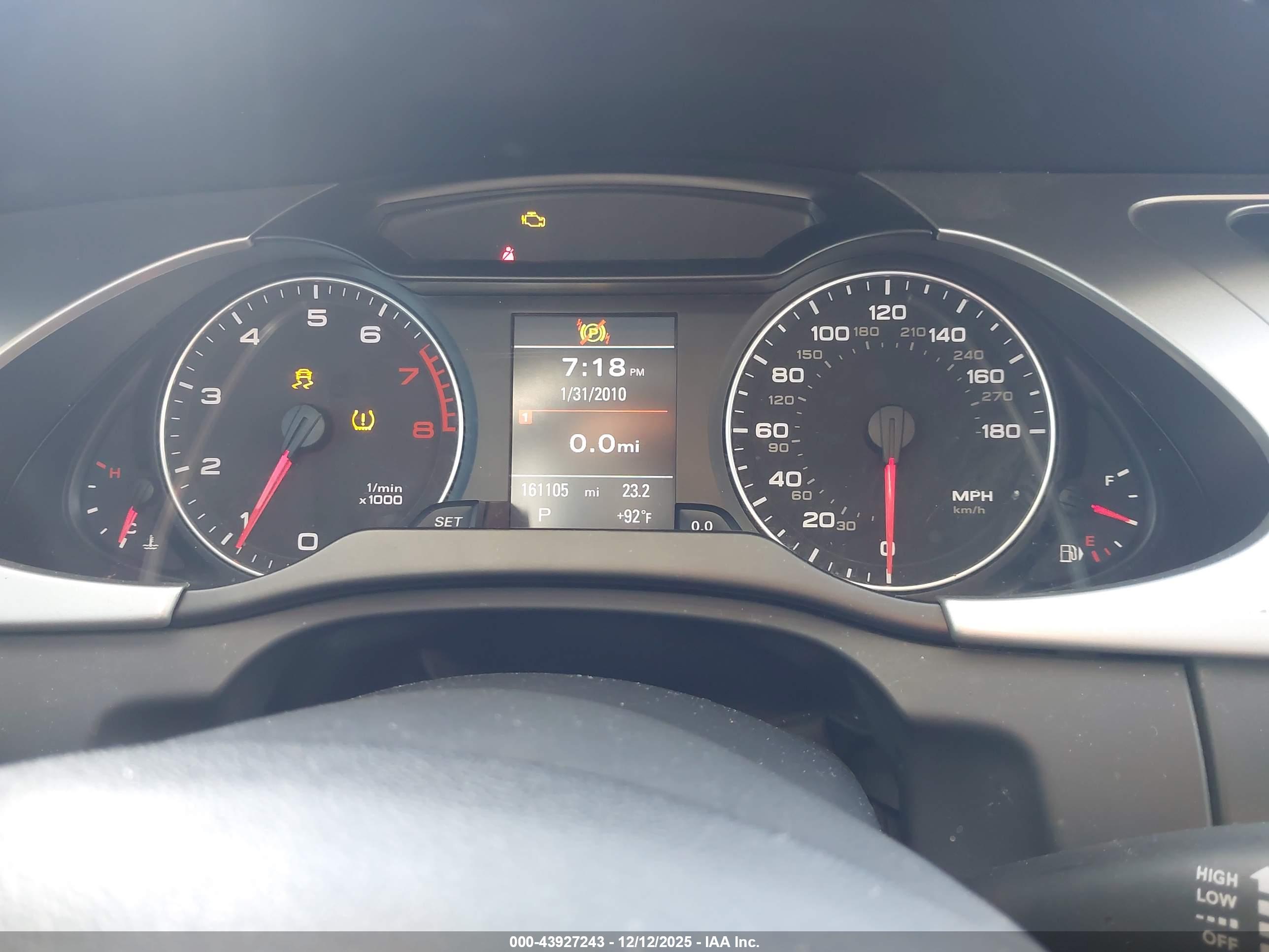 AUDI A4 image 7