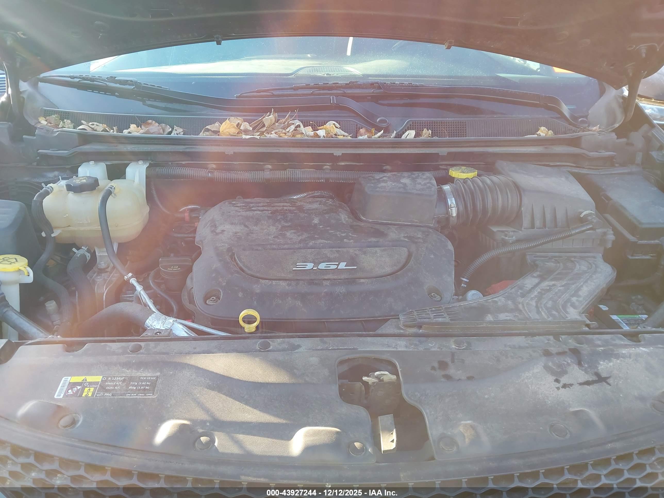 CHRYSLER PACIFICA image 10