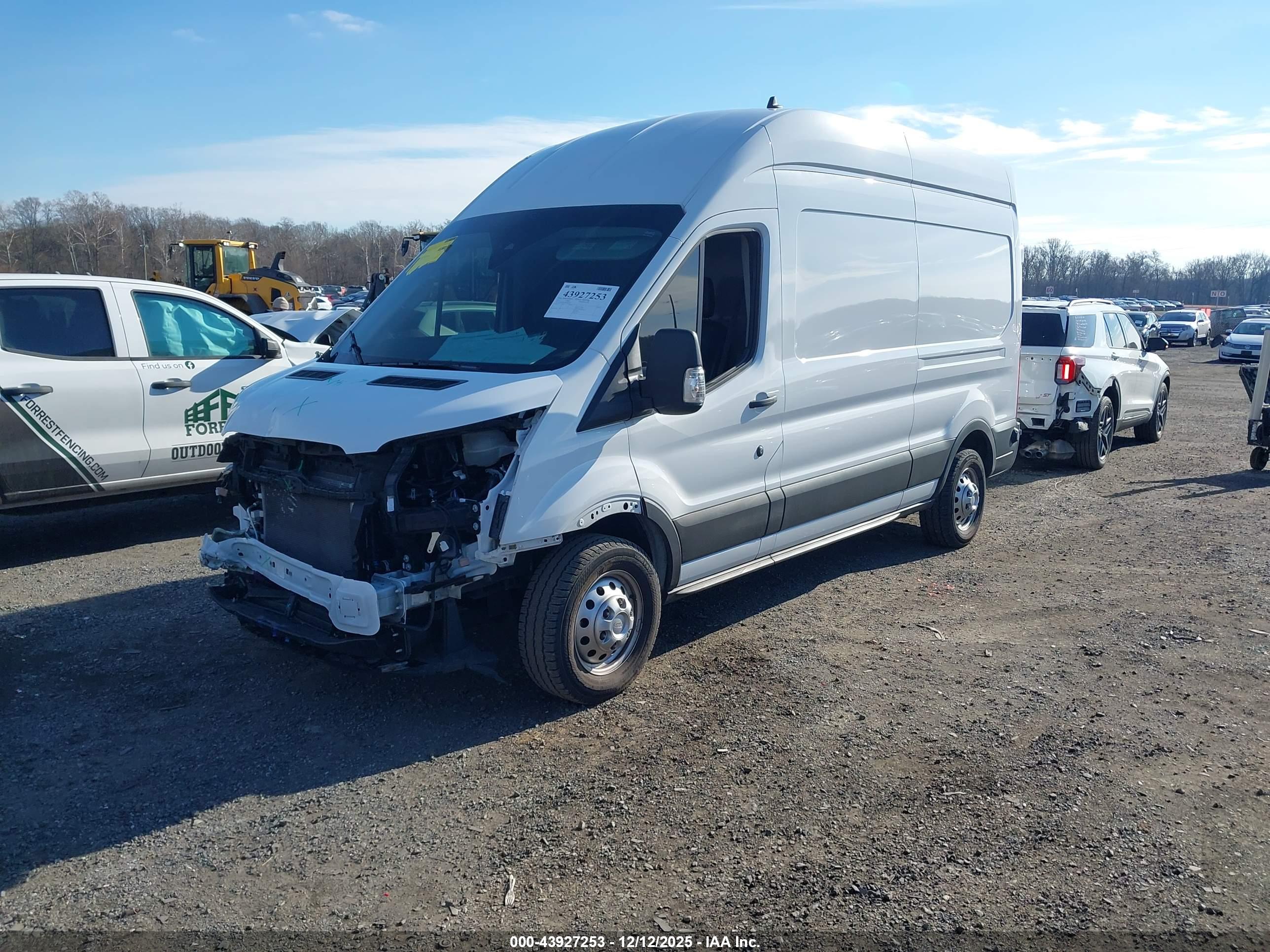 FORD TRANSIT-350 image 2