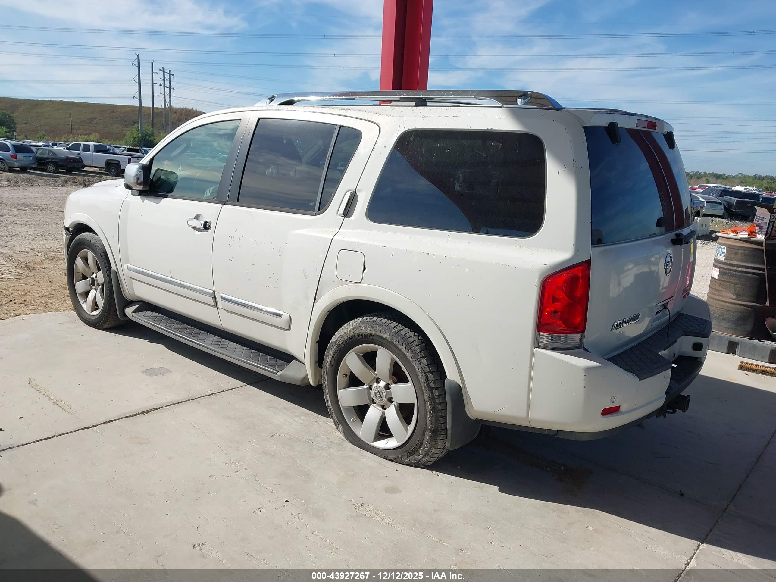 NISSAN ARMADA image 3