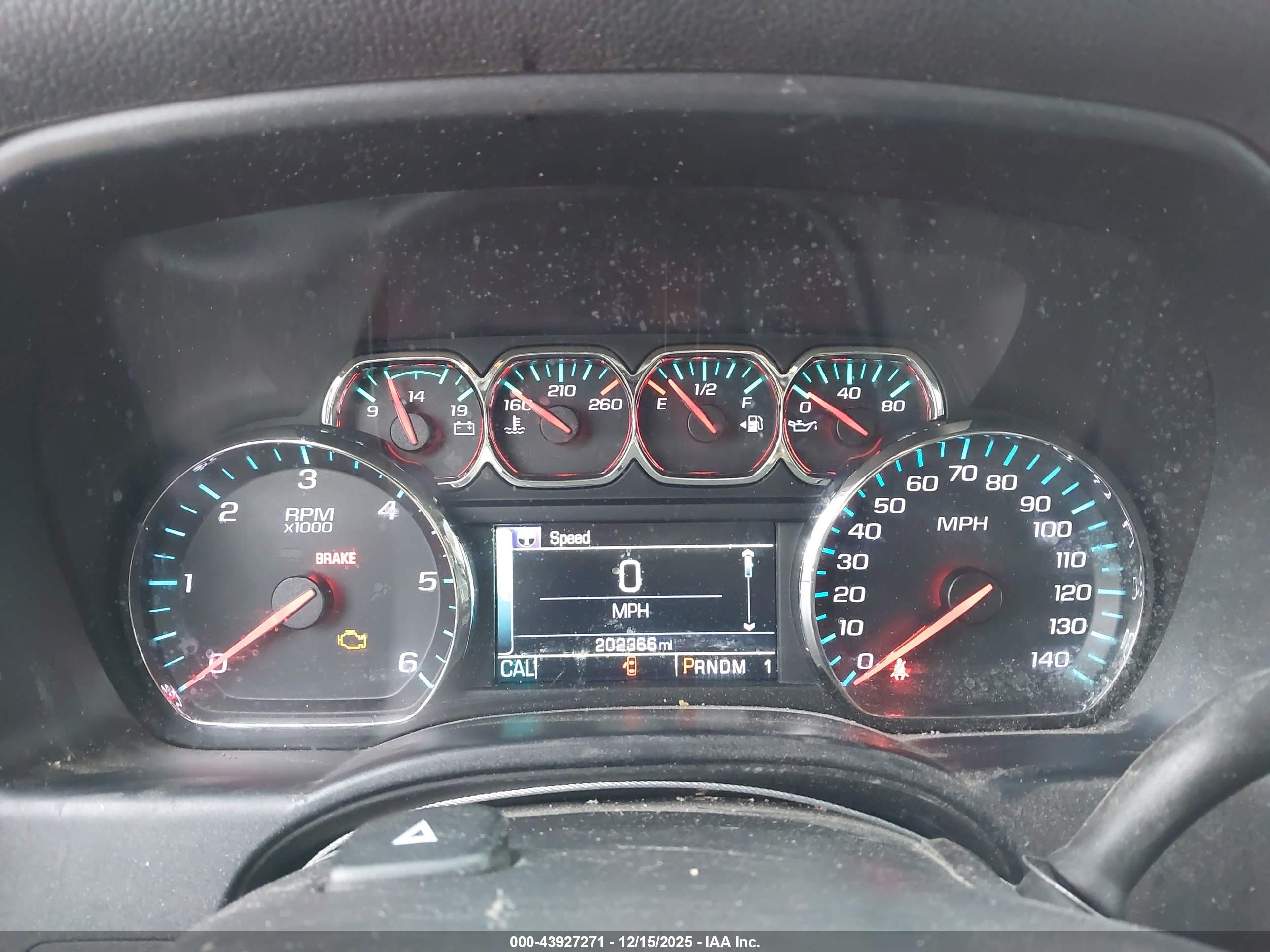 CHEVROLET SILVERADO image 7