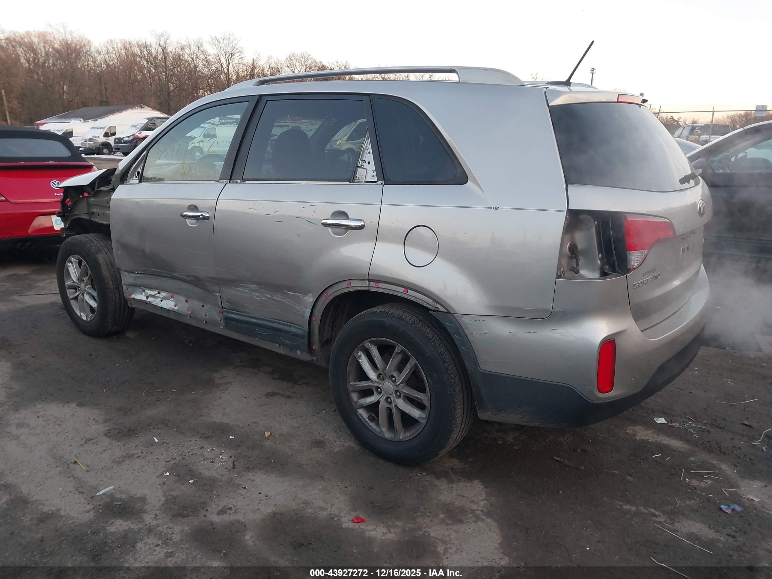 KIA SORENTO image 3