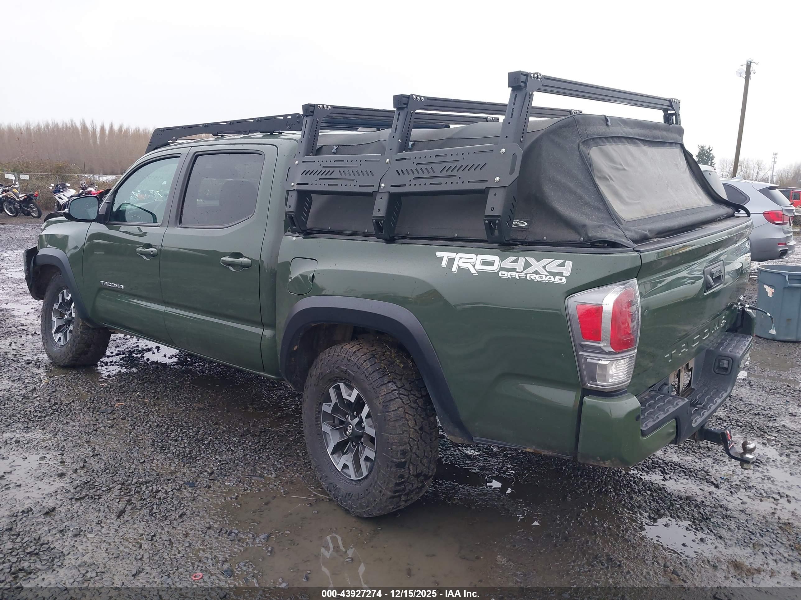 TOYOTA TACOMA image 3