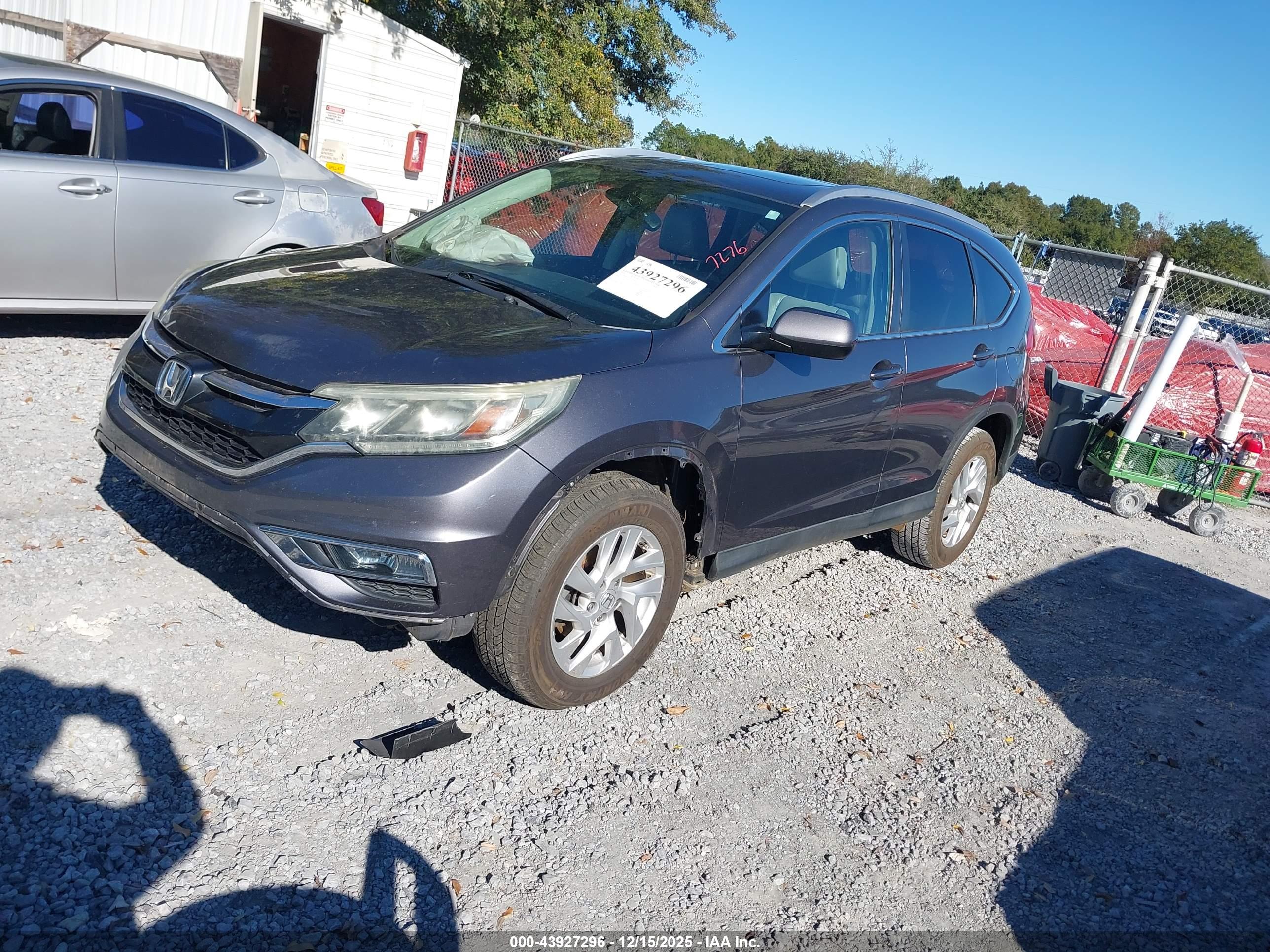 HONDA CR-V image 2