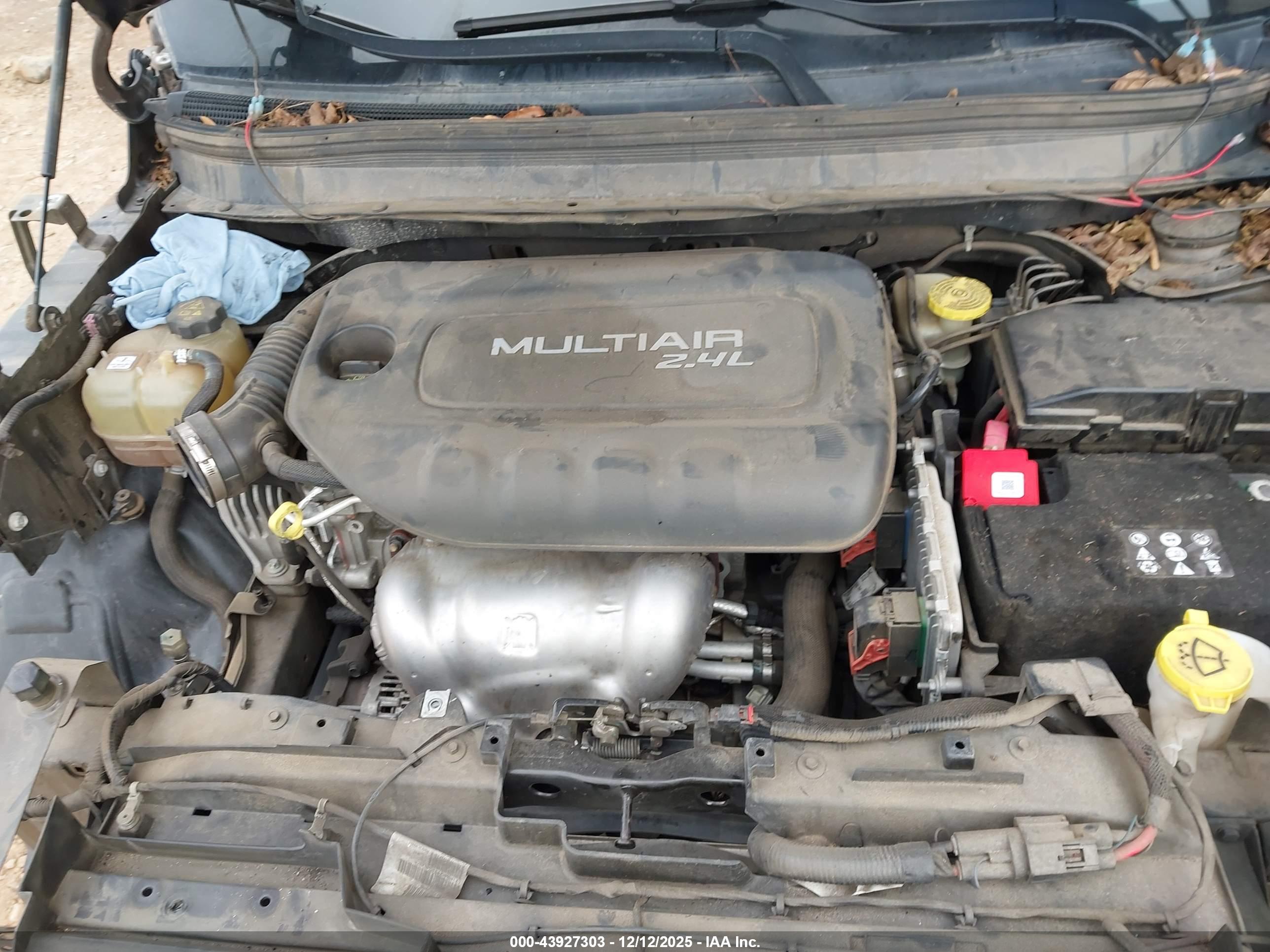 JEEP CHEROKEE image 10