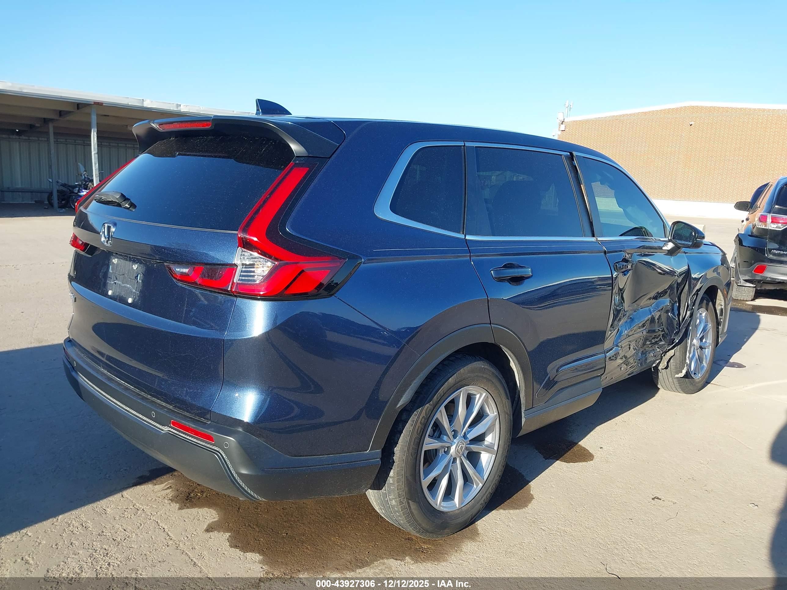 HONDA CR-V image 4