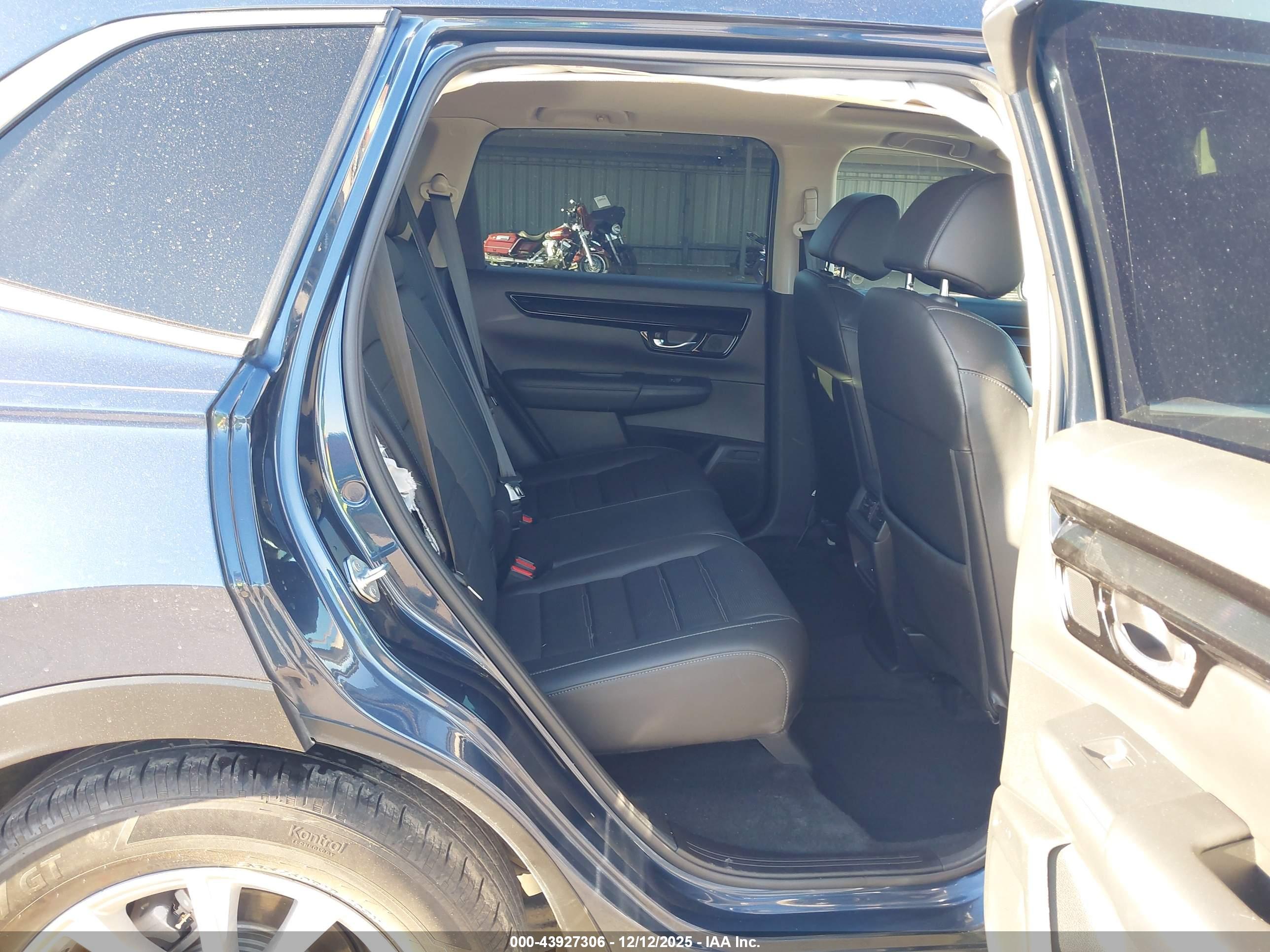 HONDA CR-V image 8