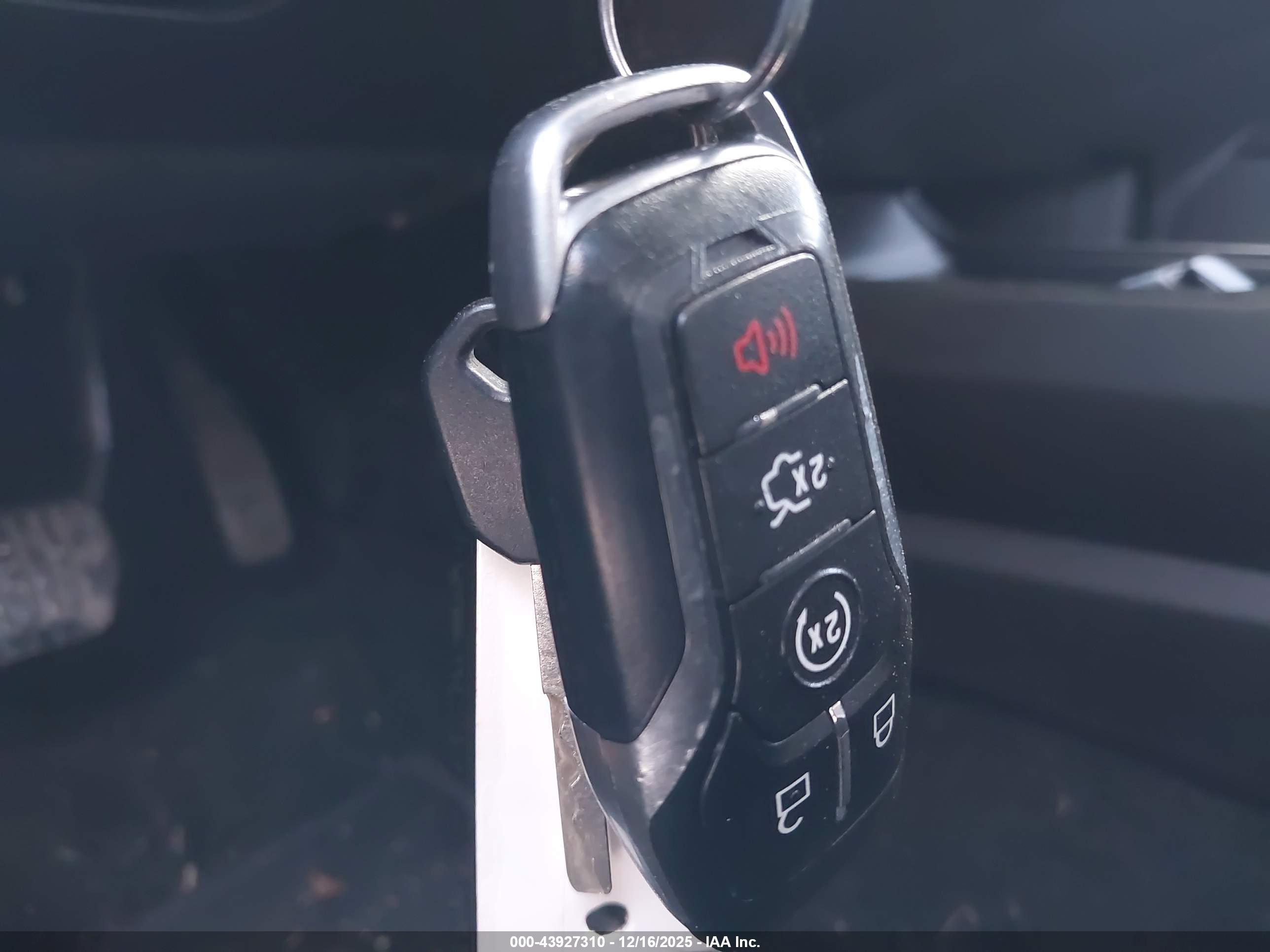 FORD FUSION image 11