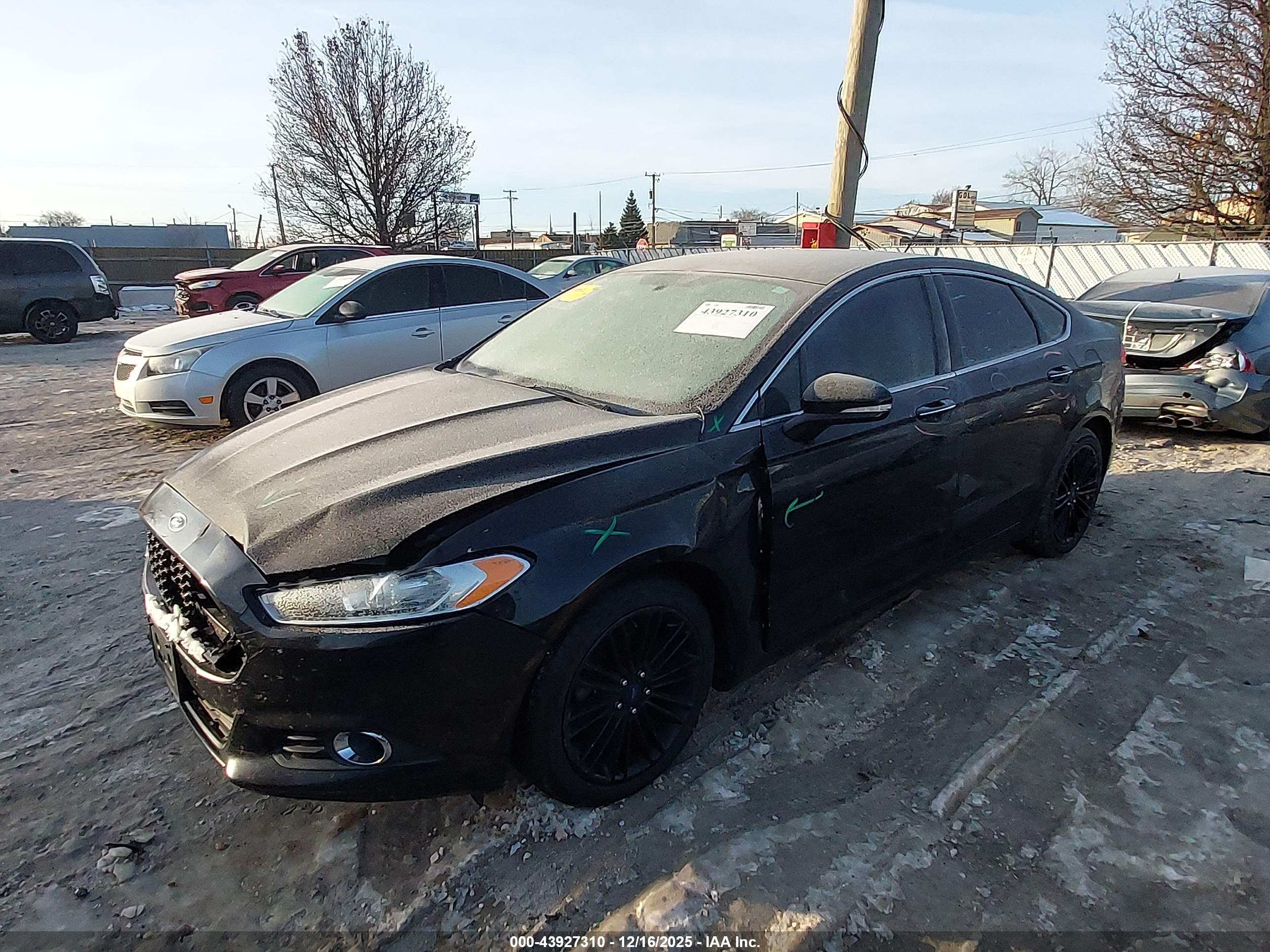 FORD FUSION image 2