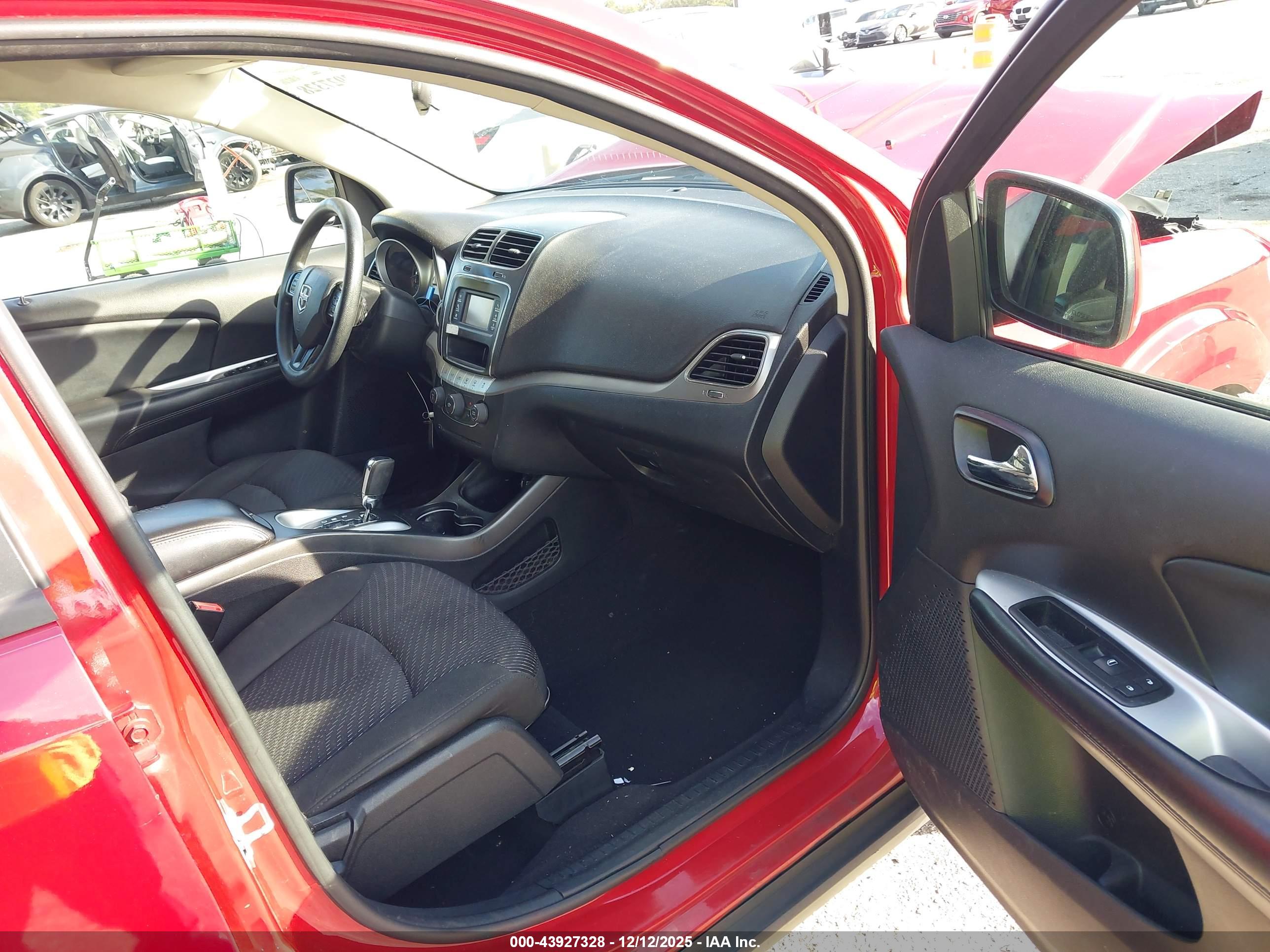 DODGE JOURNEY image 5