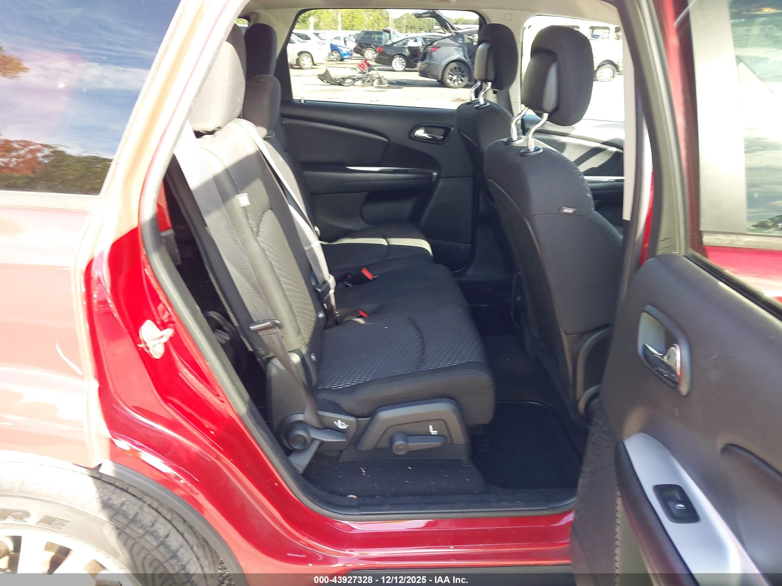 DODGE JOURNEY image 8