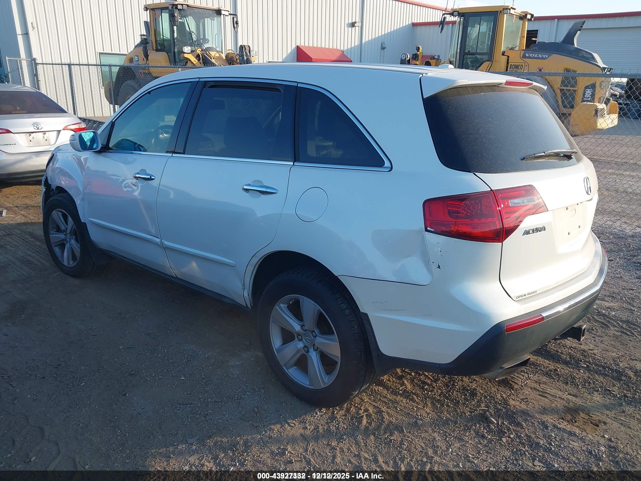 ACURA MDX image 3