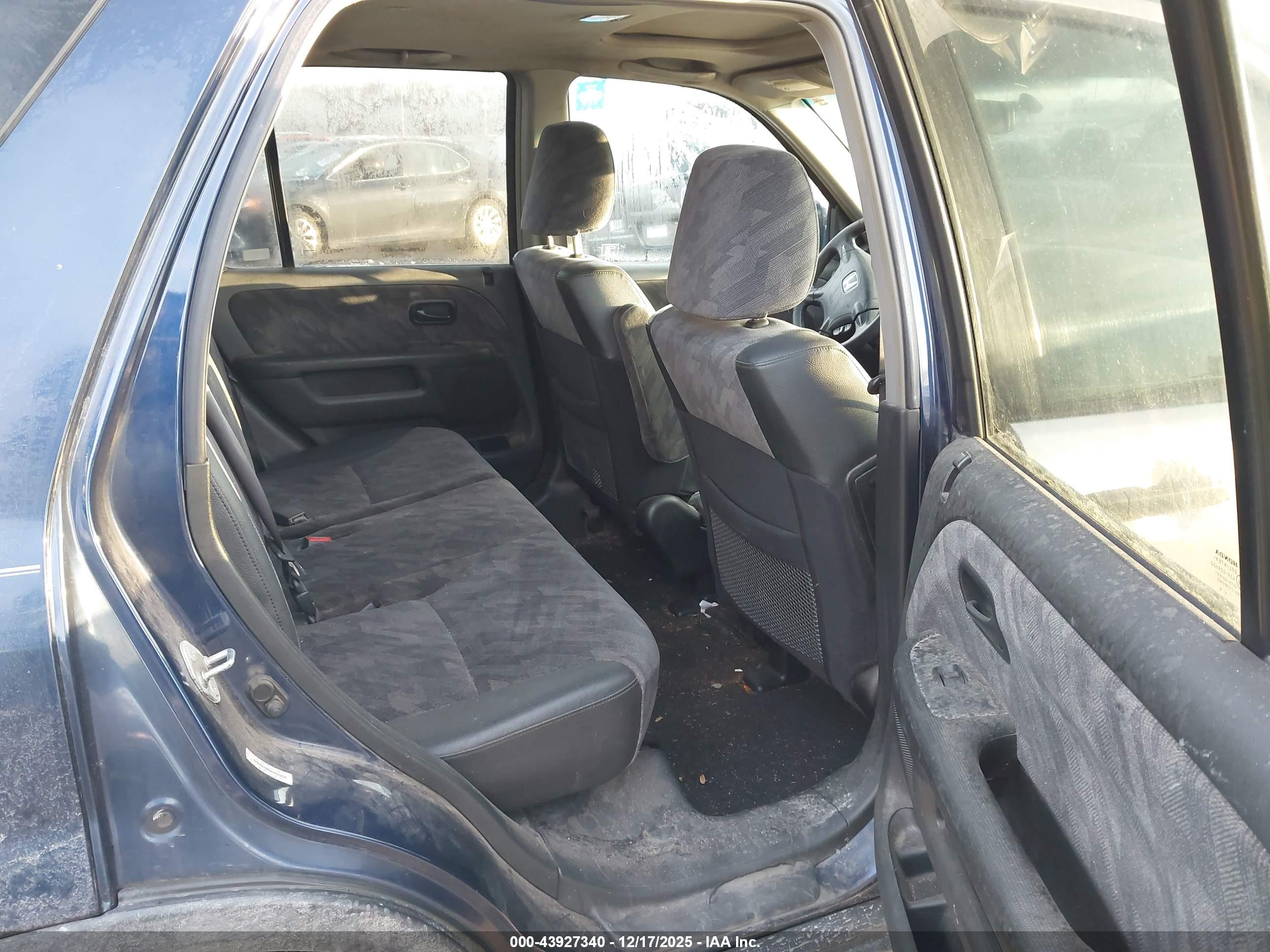 HONDA CR-V image 8